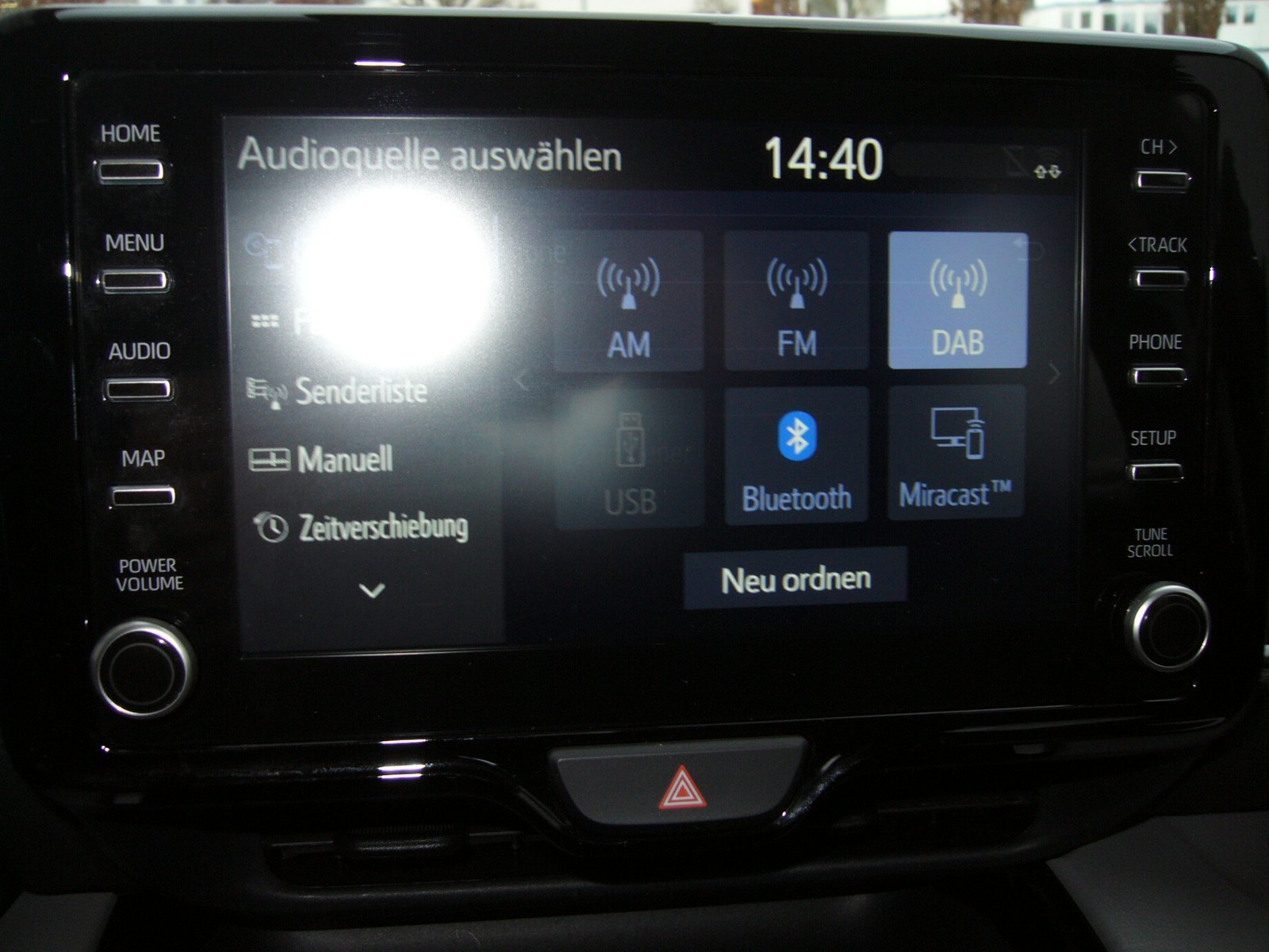 TOYOTA Yaris Cross 1.5 Comfort e-CVT AWDi Voll-Hybrid 4x4-image-14