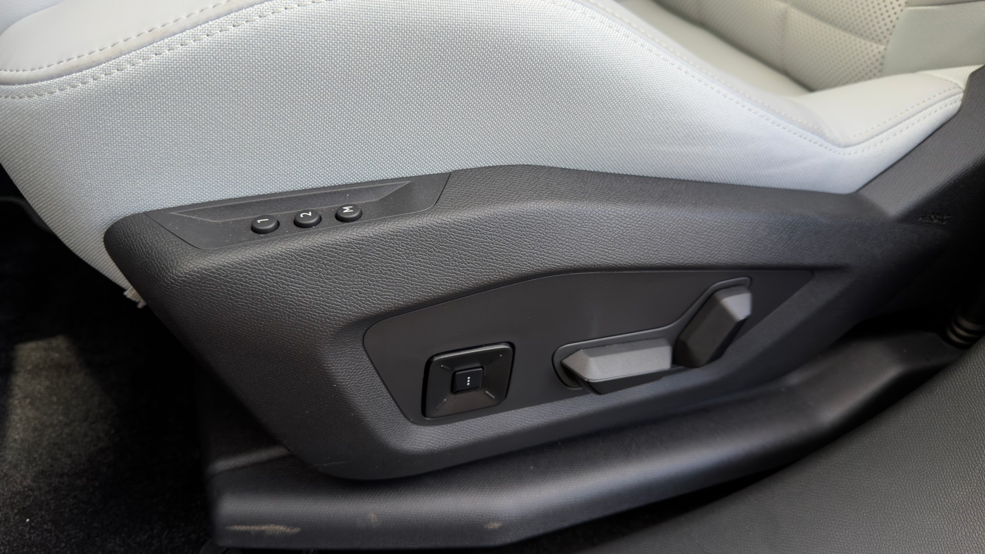 CITROEN e-C5 Aircross Max-image-15