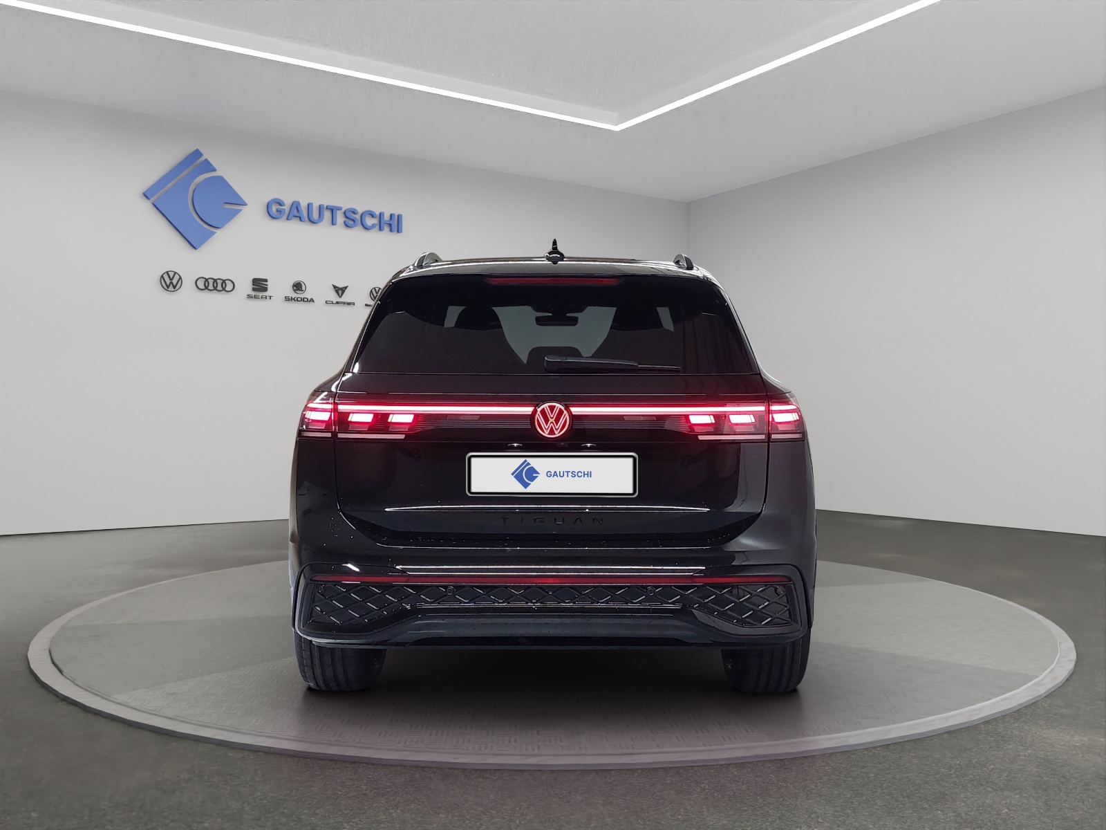 VW Tiguan 2.0 TDI SCR R-Line 4Motion DSG-image-3