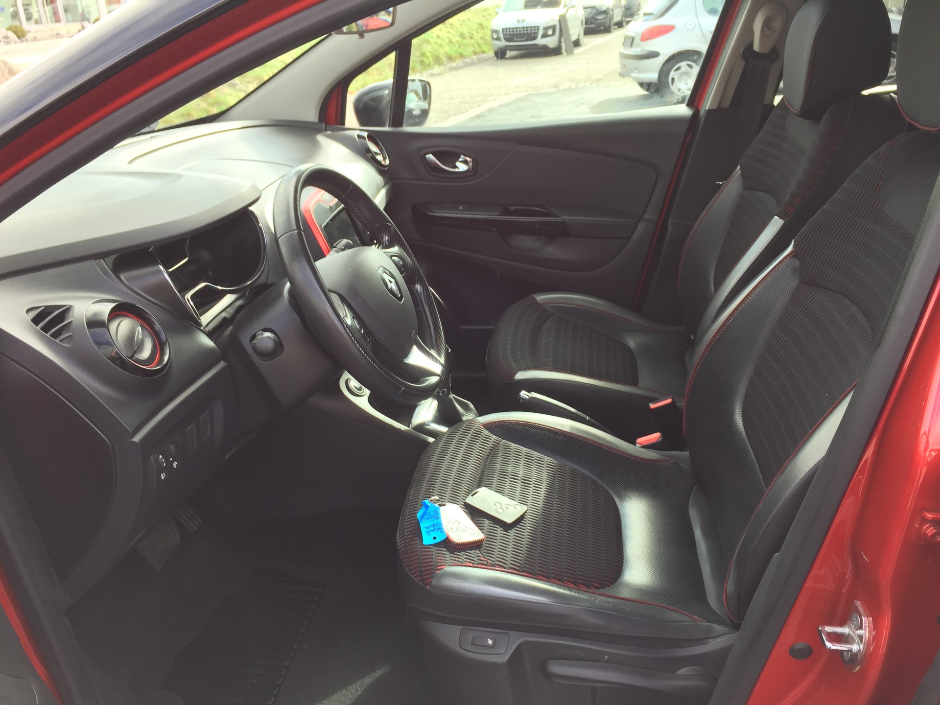 RENAULT Captur 1.2 T 16V Dynamique EDC-image-13