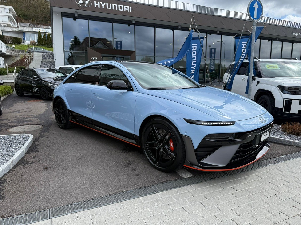 HYUNDAI Ioniq 6 84kWh N 4WD-showroom-element-2