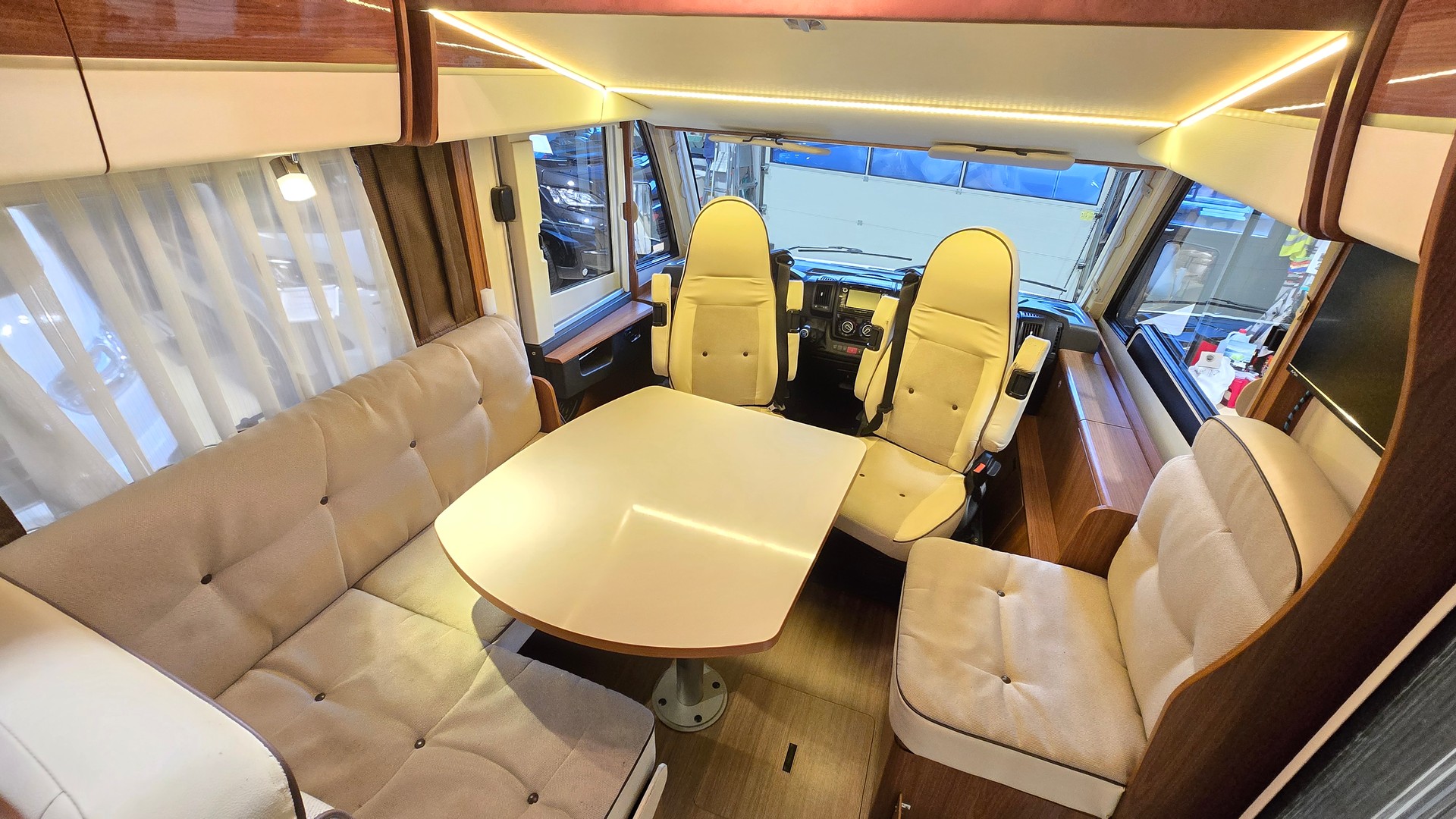 EURA MOBIL "Integra Line" IL 690HB, Fiat Ducato 2.3MJT 130PS-image-9