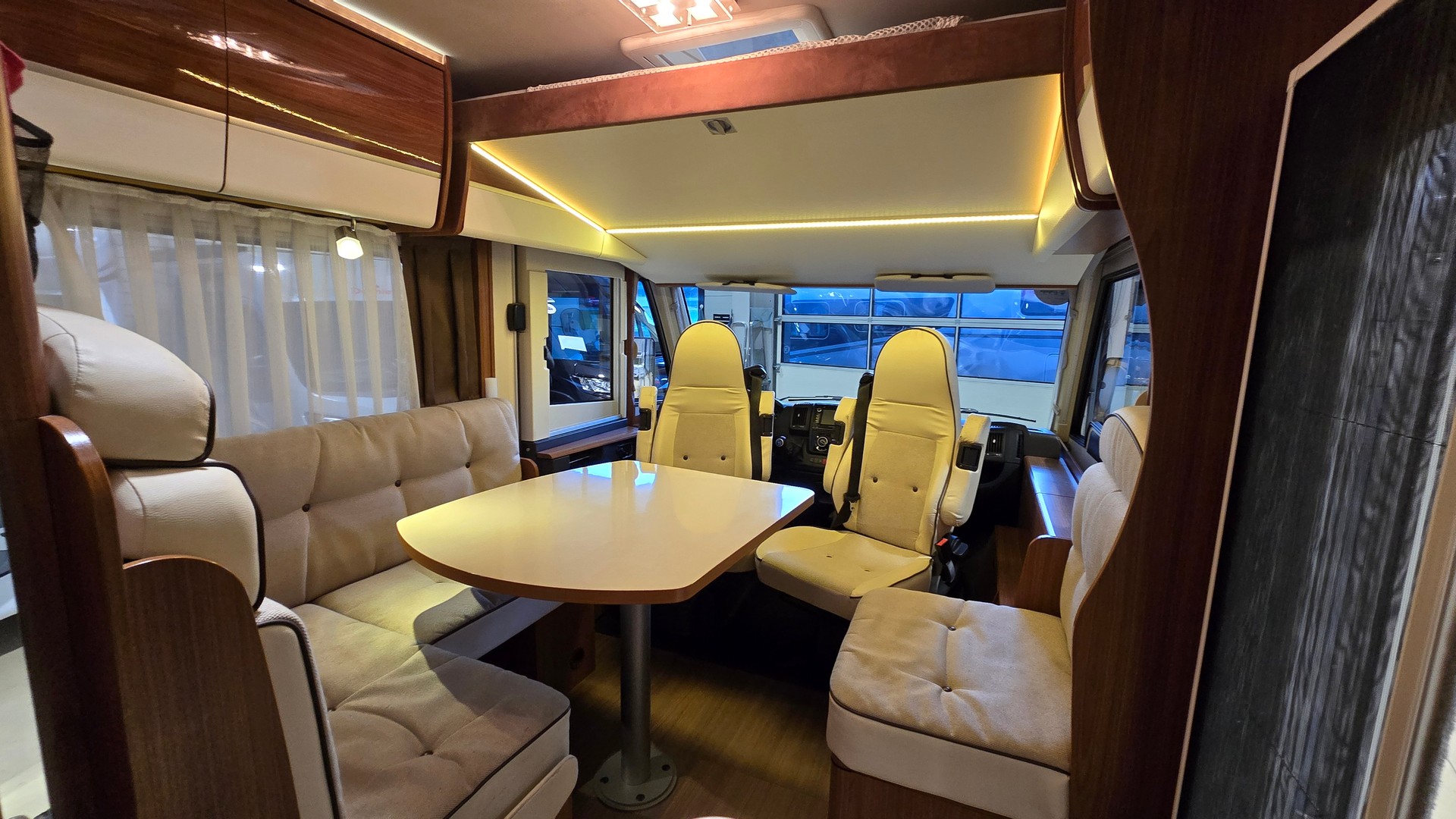 EURA MOBIL "Integra Line" IL 690HB, Fiat Ducato 2.3MJT 130PS-image-8