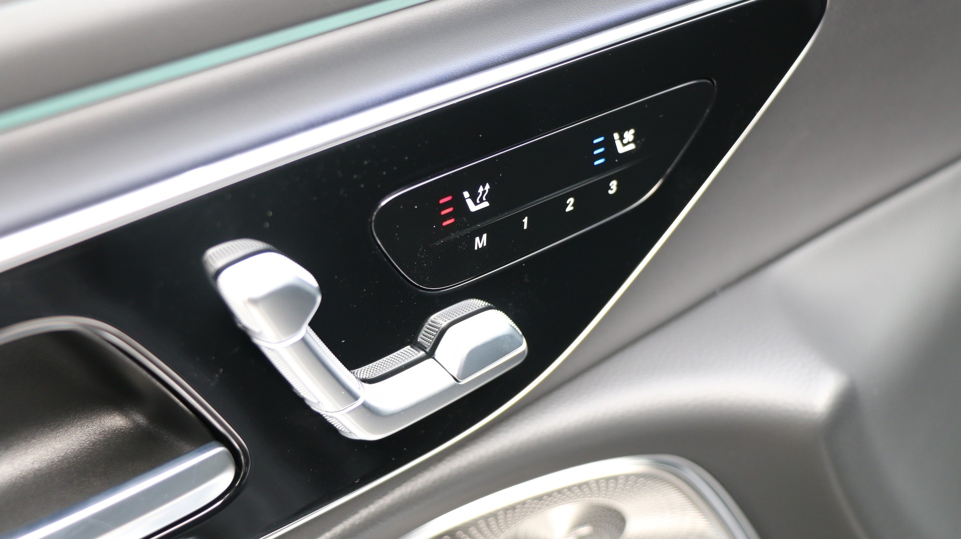 MERCEDES-BENZ E 53 Hybrid 4M+ 9G-Tronic-image-14