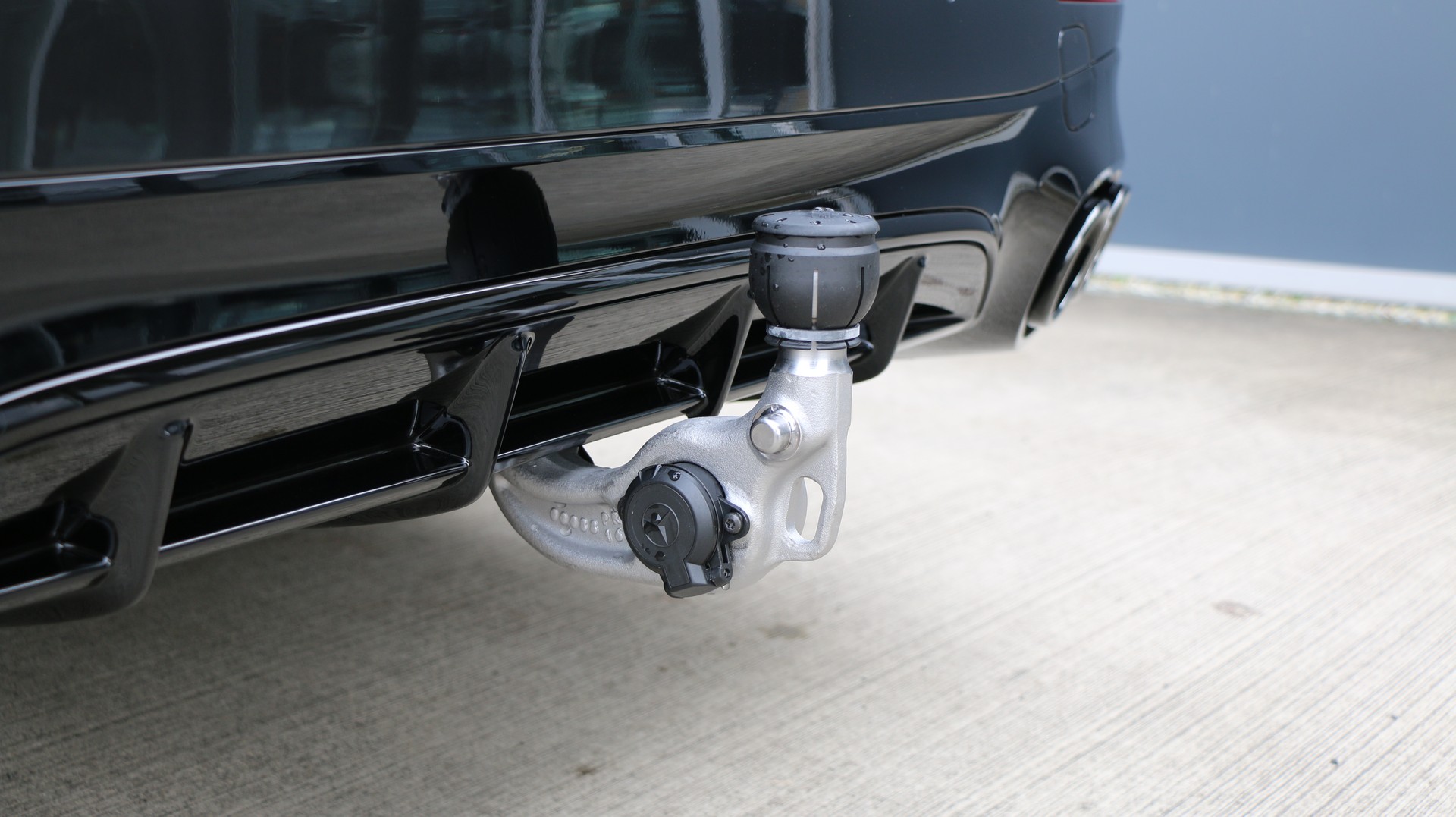 MERCEDES-BENZ E 53 Hybrid 4M+ 9G-Tronic-image-11