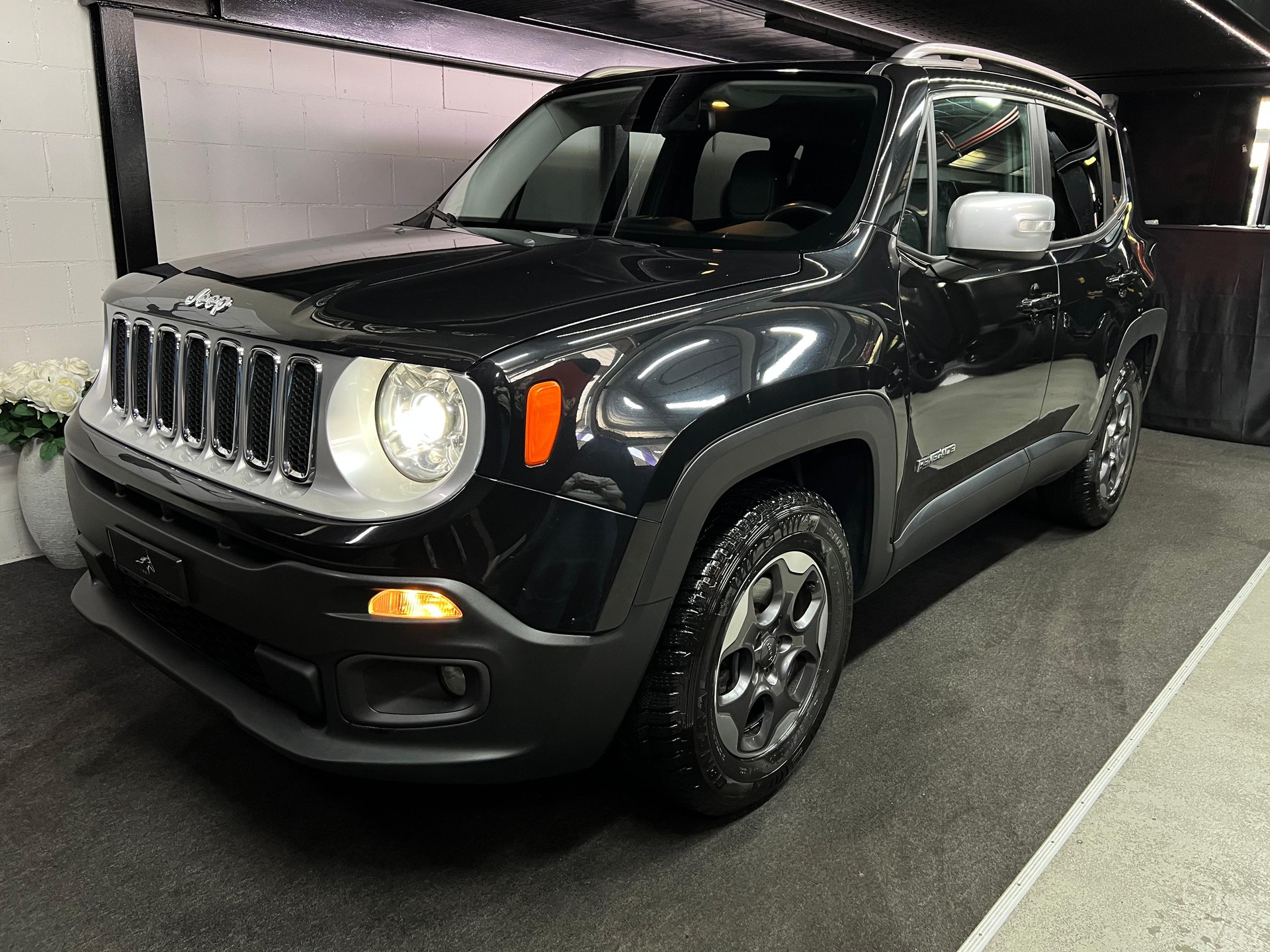 JEEP Renegade 1.4 Turbo Limited AWD-image-0