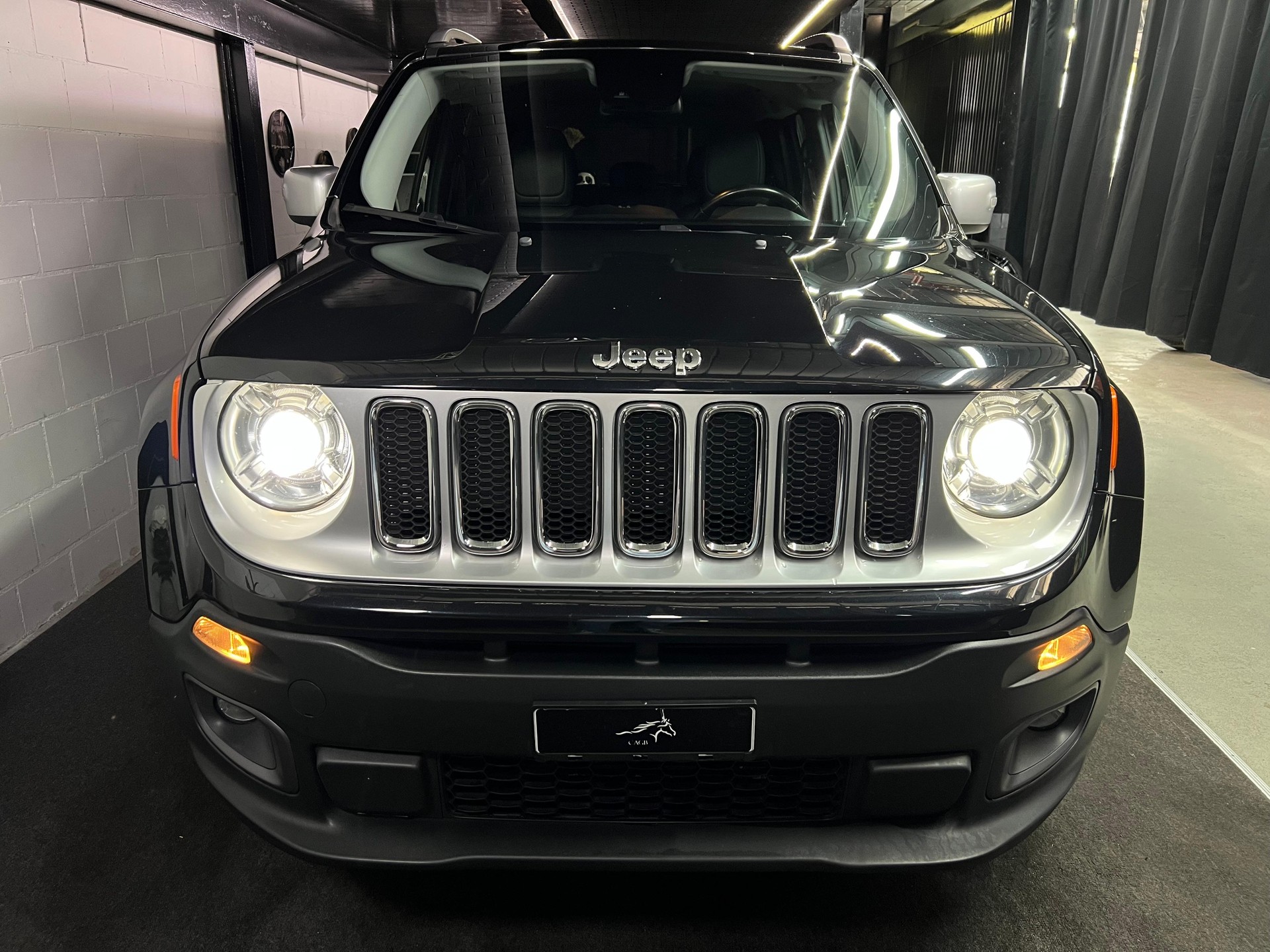 JEEP Renegade 1.4 Turbo Limited AWD-image-2