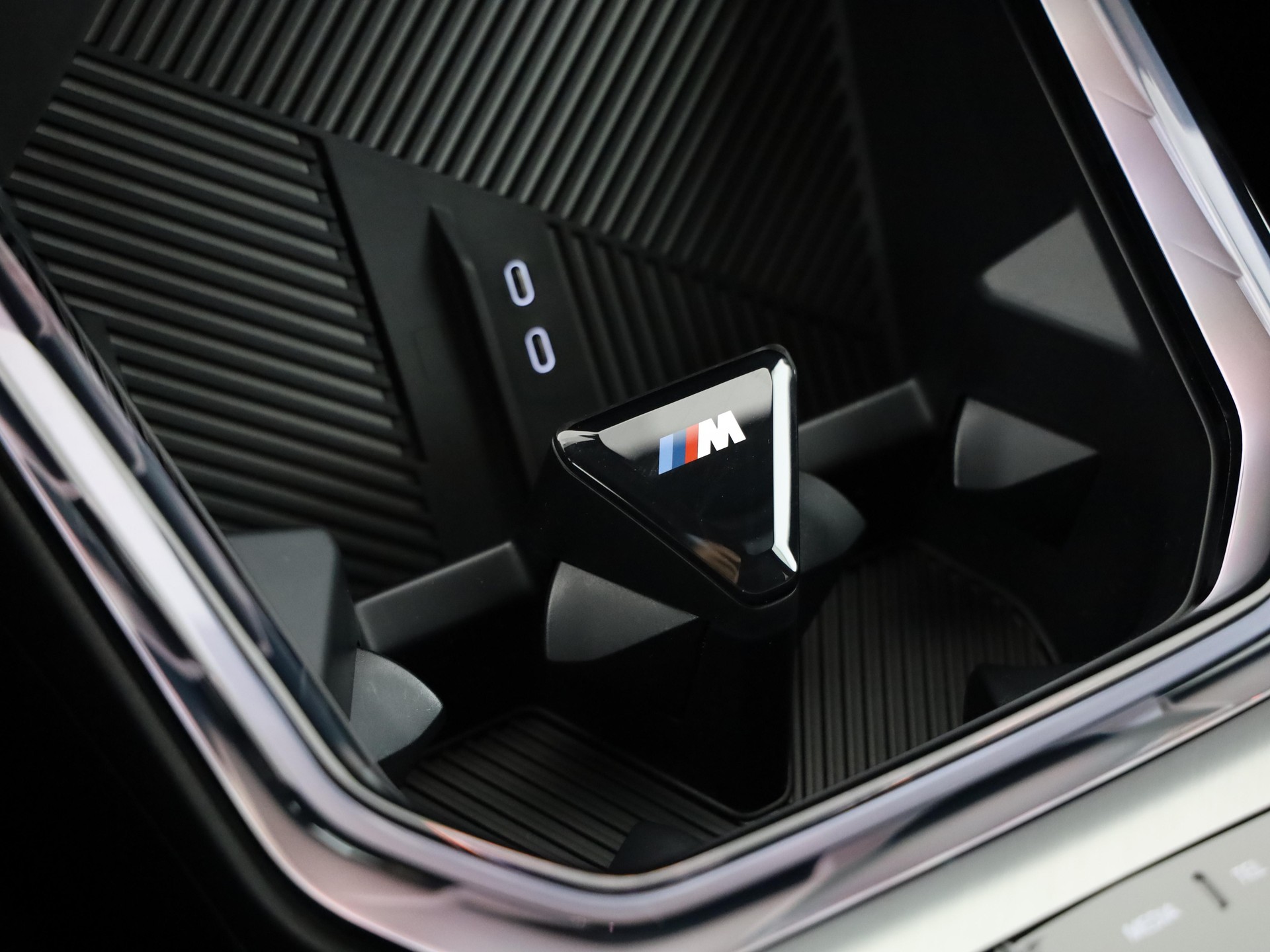 BMW X3 M50i-image-19
