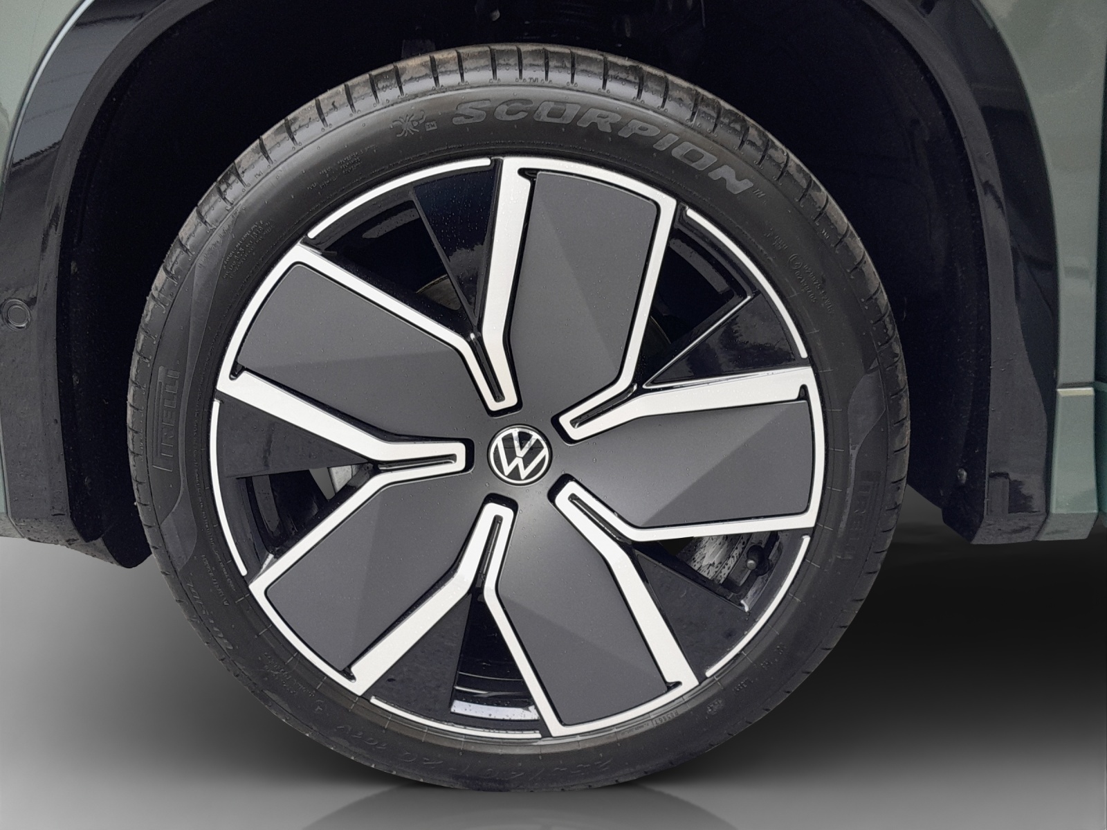 VW Tayron 2.0 TDI SCR R-Line 4Motion DSG-image-13