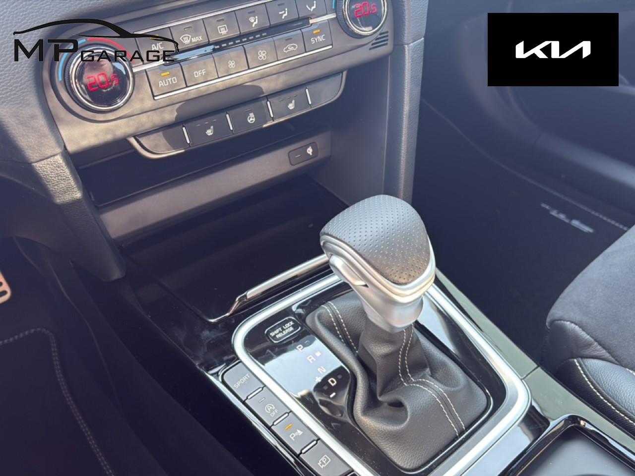 KIA XCeed 1.6 T-GDi GT-Line-image-11