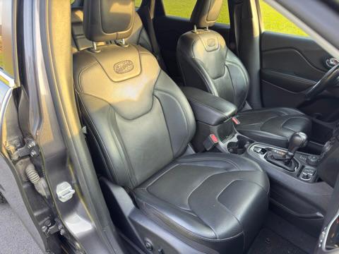 JEEP Cherokee 2.2 D 195 Overland AWD-image-9