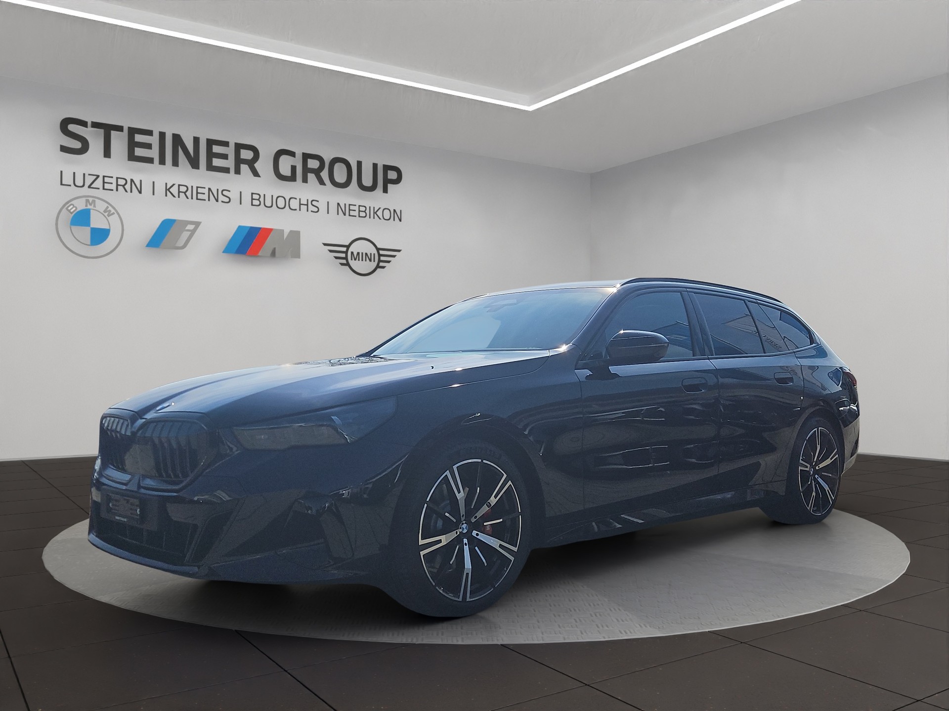 BMW 520d xDrive 48V Touring M Sport Pro Steptronic-image-0