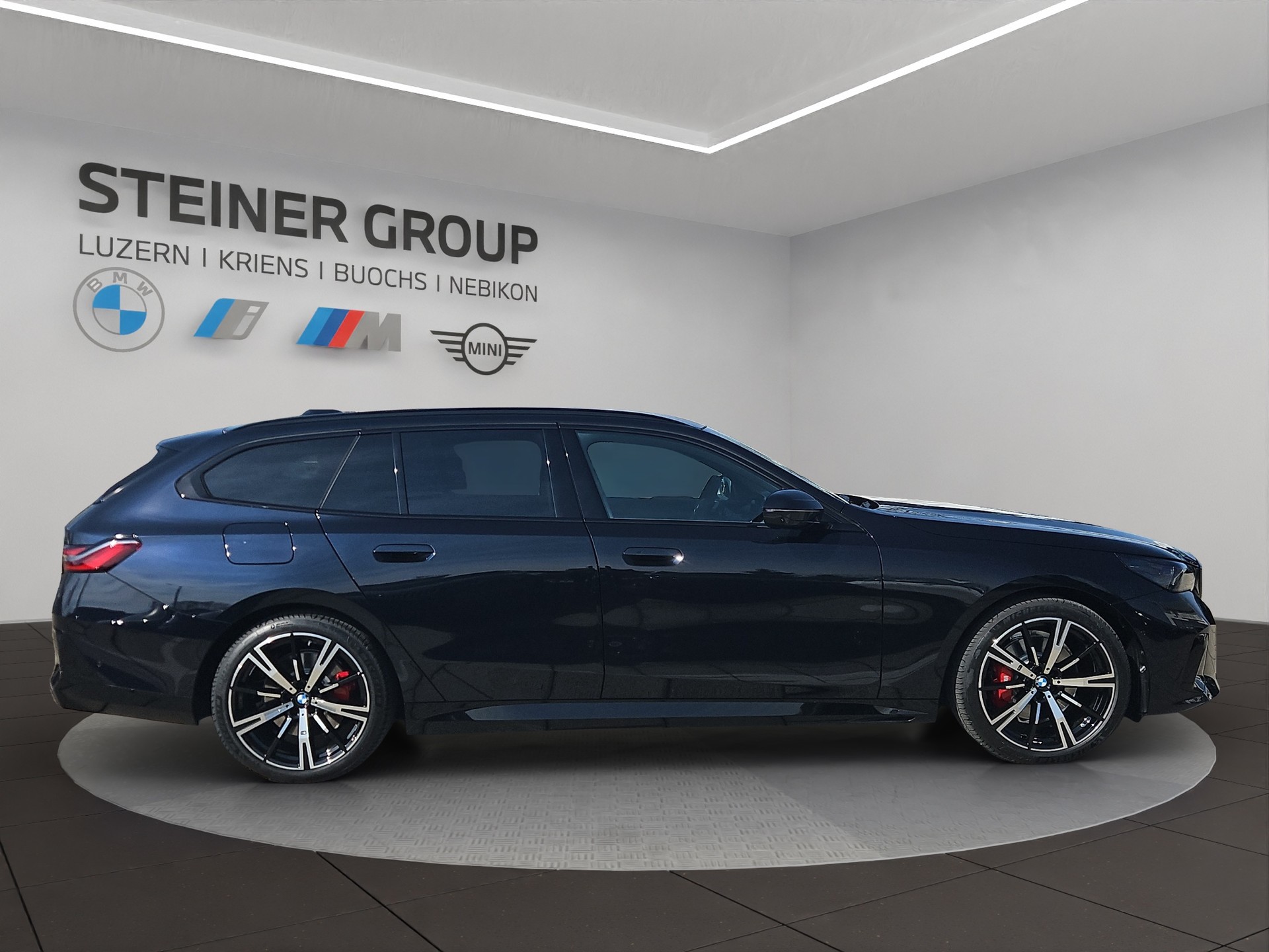 BMW 520d xDrive 48V Touring M Sport Pro Steptronic-image-3