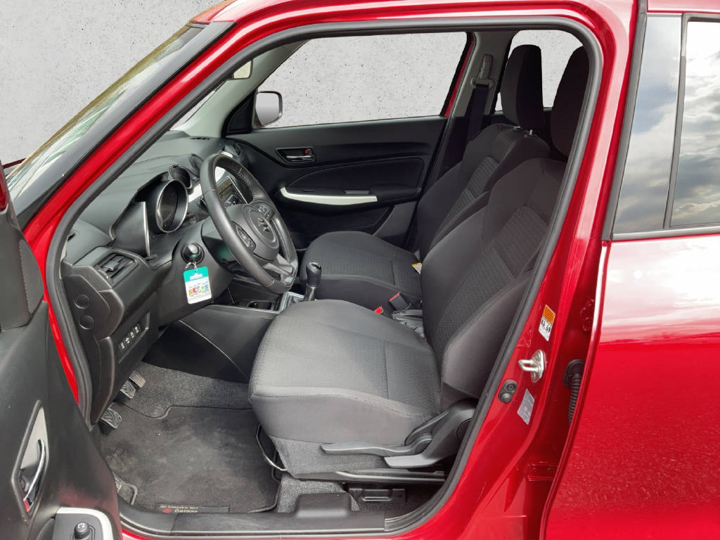 SUZUKI Swift 1.2 Compact Top Hybrid 4x4-image-8