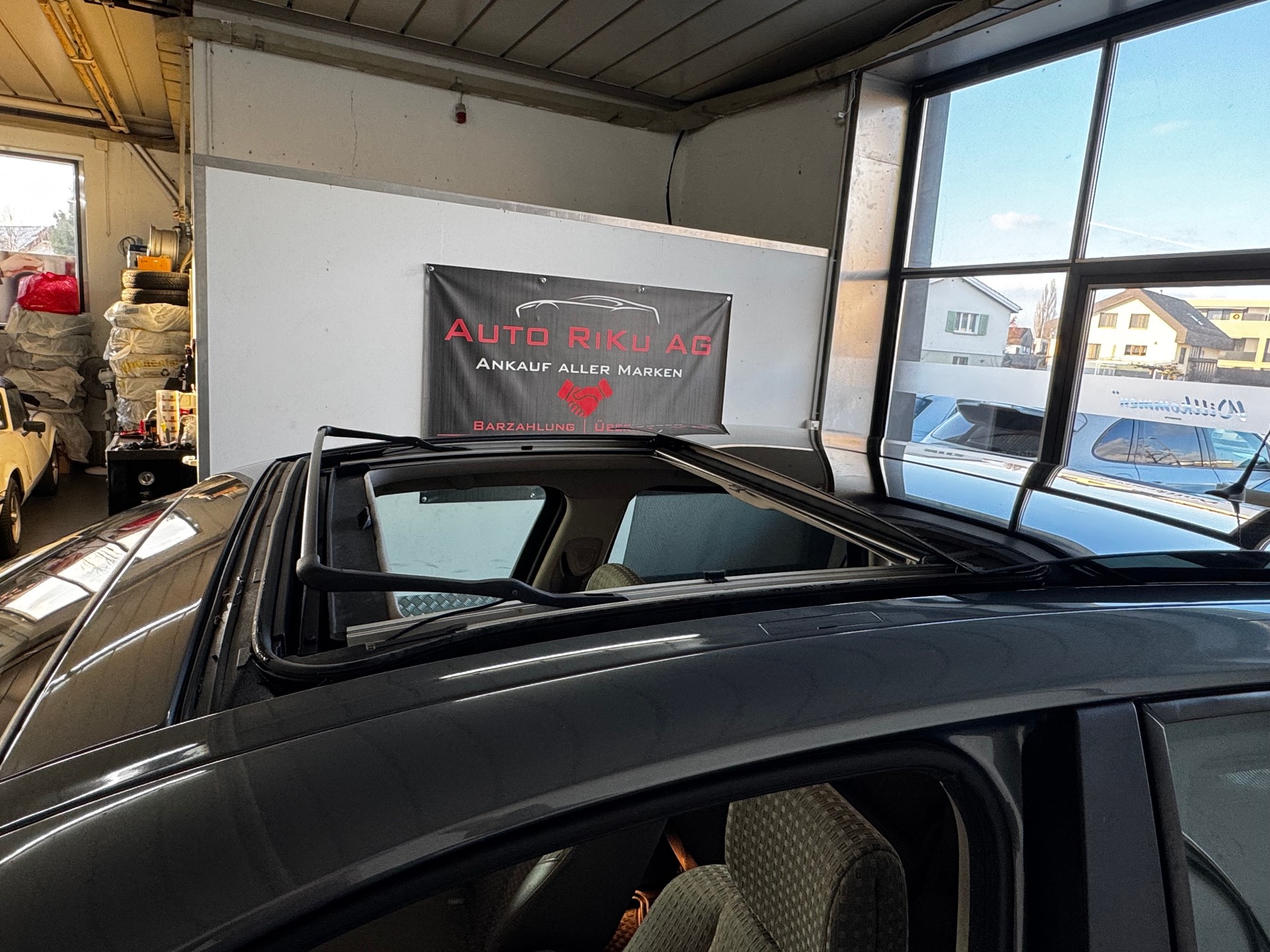 RENAULT Scénic 2.0 dCi Privilège-image-14