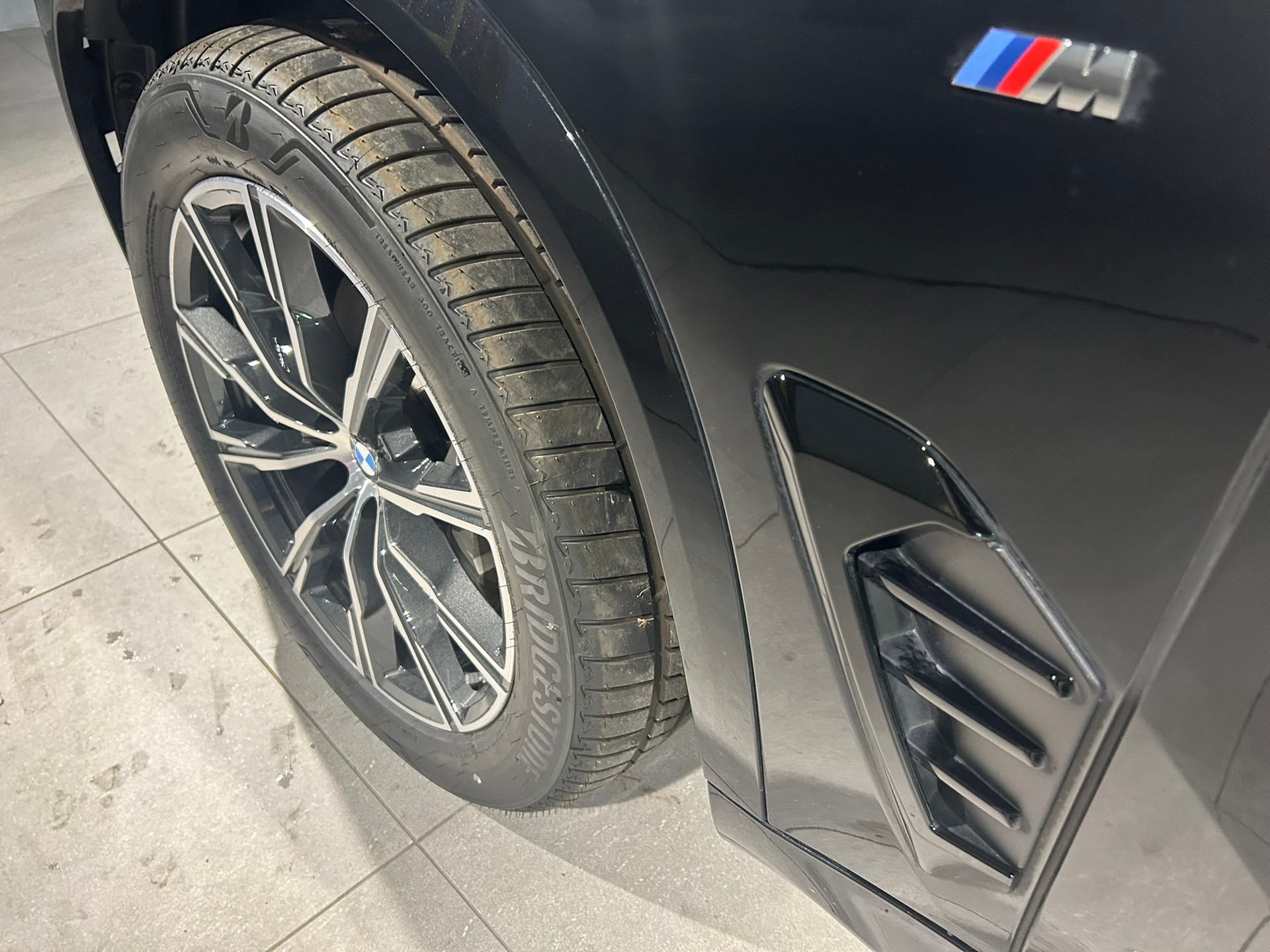 BMW X5 xDrive 48V 30d M Sport Steptronic-image-17