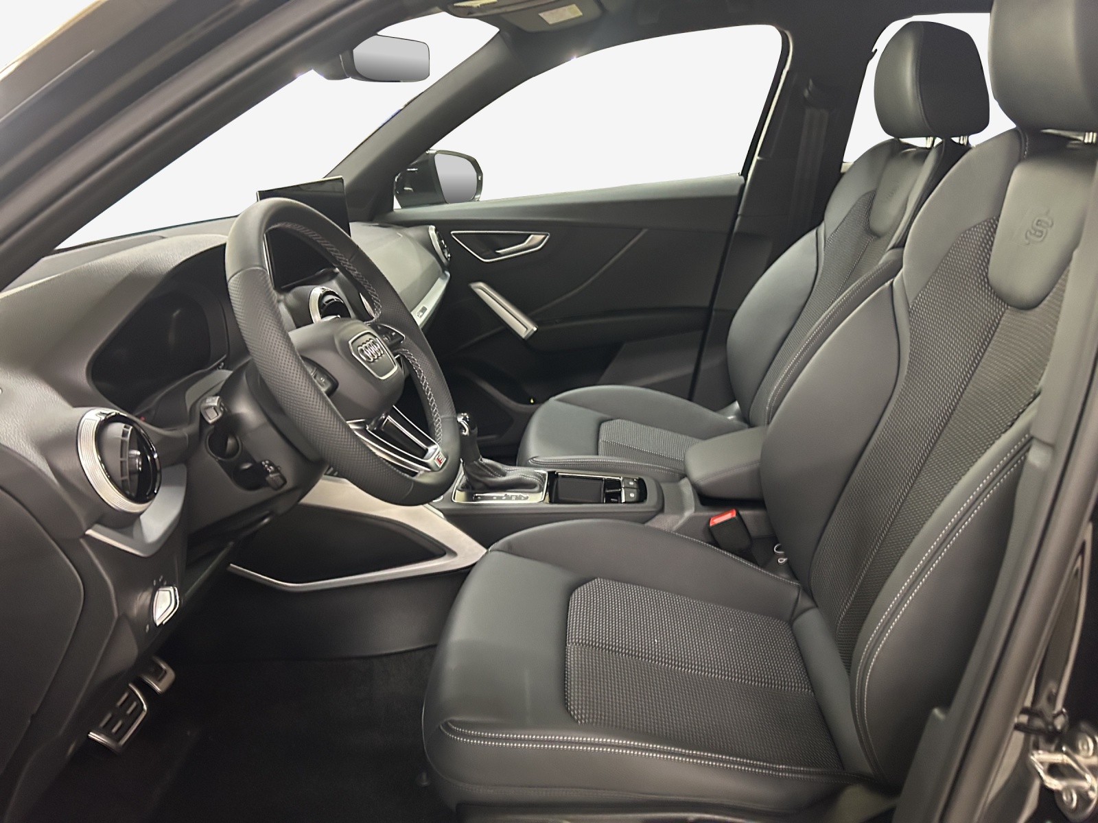 AUDI Q2 35 TFSI advanced S-tronic-image-7