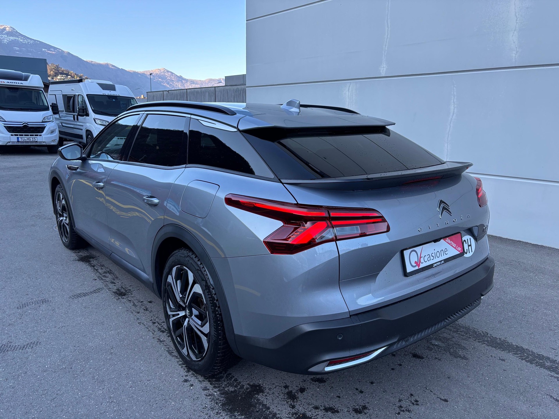 CITROEN C5 X 1.6 Plug-in Hybrid Shine-image-4