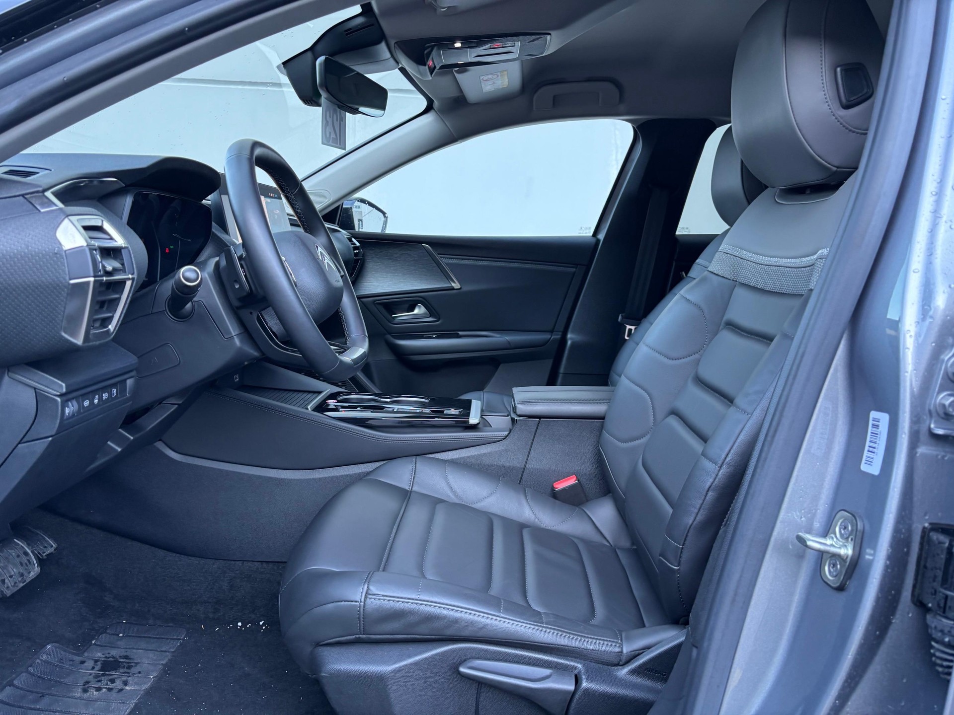CITROEN C5 X 1.6 Plug-in Hybrid Shine-image-7