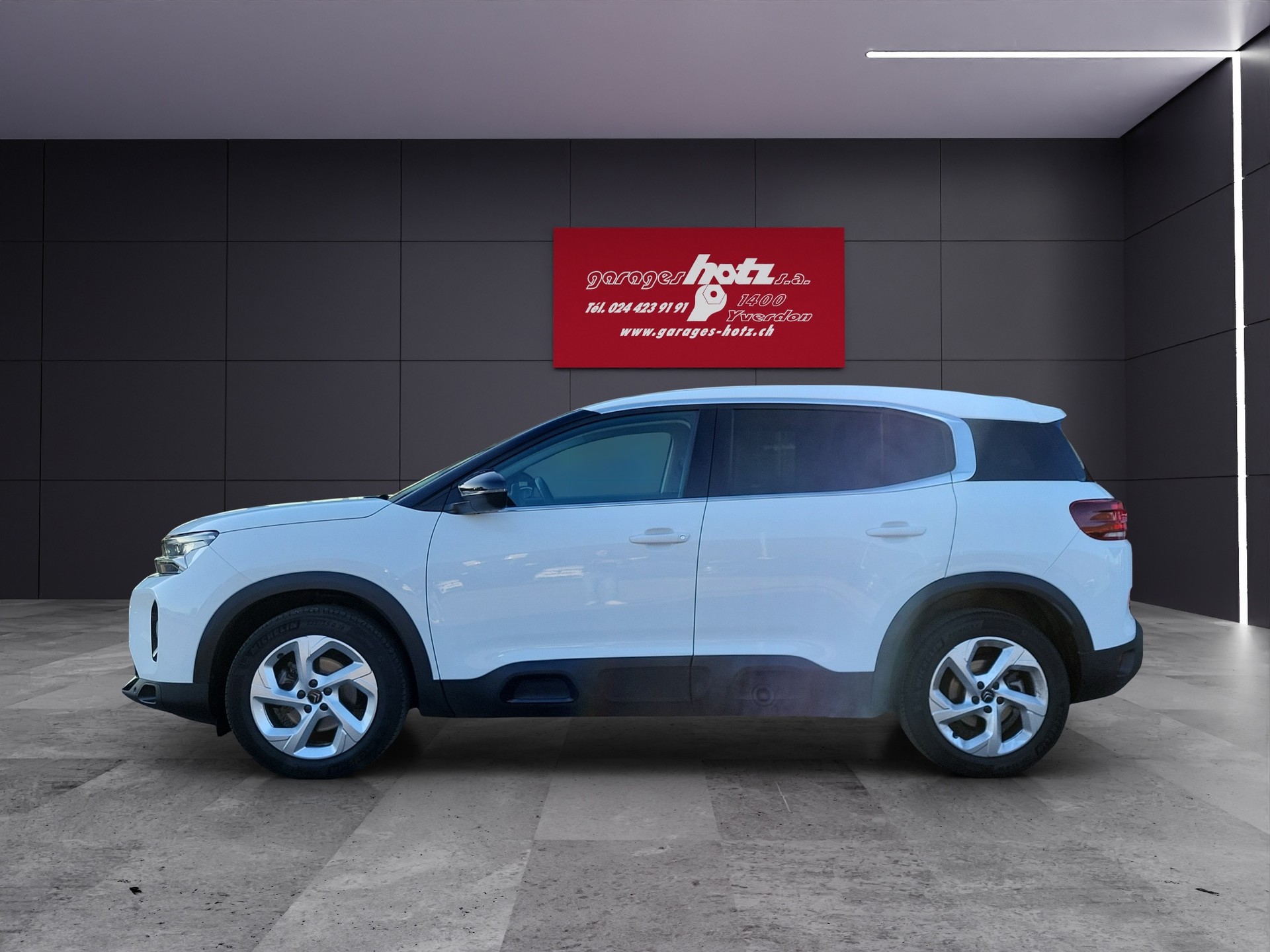 CITROEN C5 Aircross 1.2 Swiss Edition EAT8-image-1