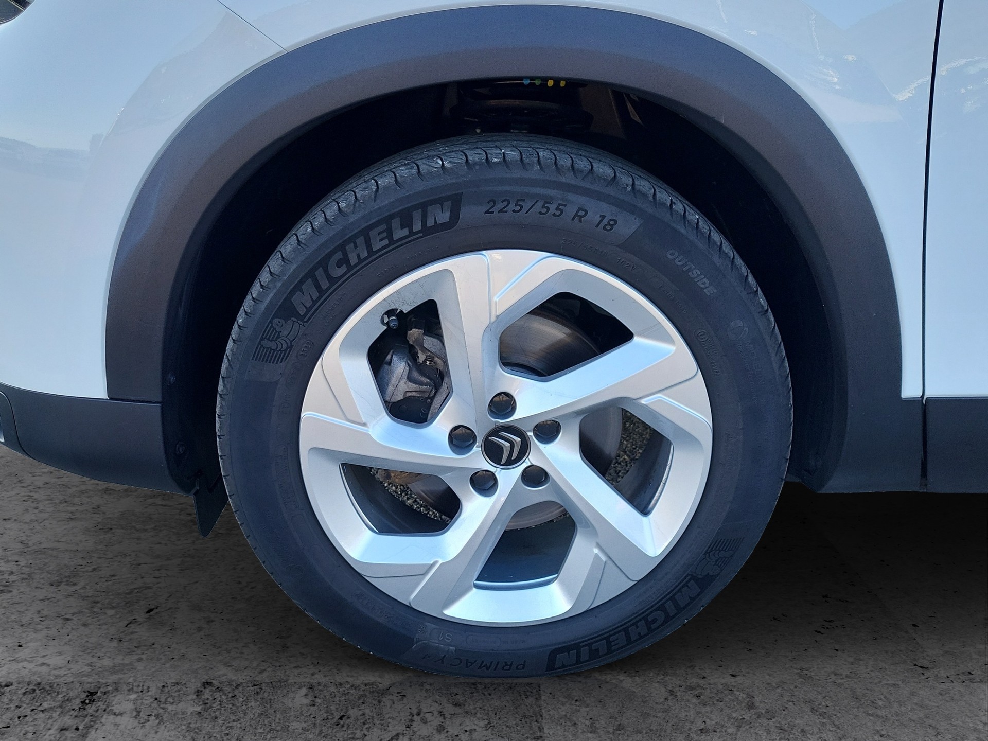 CITROEN C5 Aircross 1.2 Swiss Edition EAT8-image-3