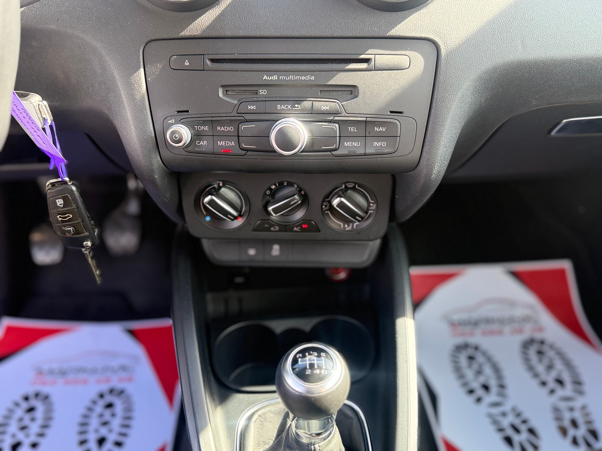 AUDI A1 1.4 TFSI Attraction-image-8