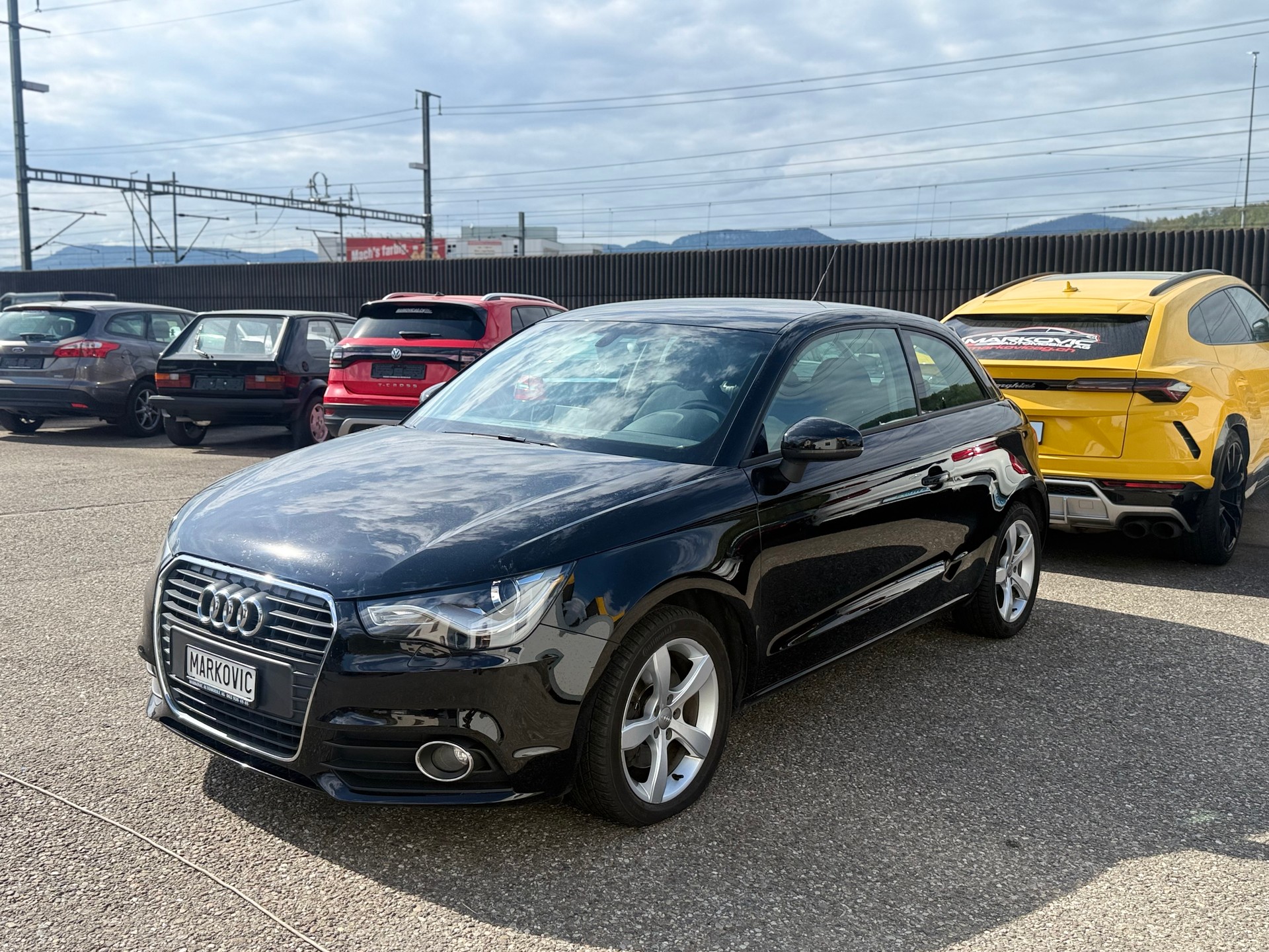 AUDI A1 1.4 TFSI Attraction-image-2