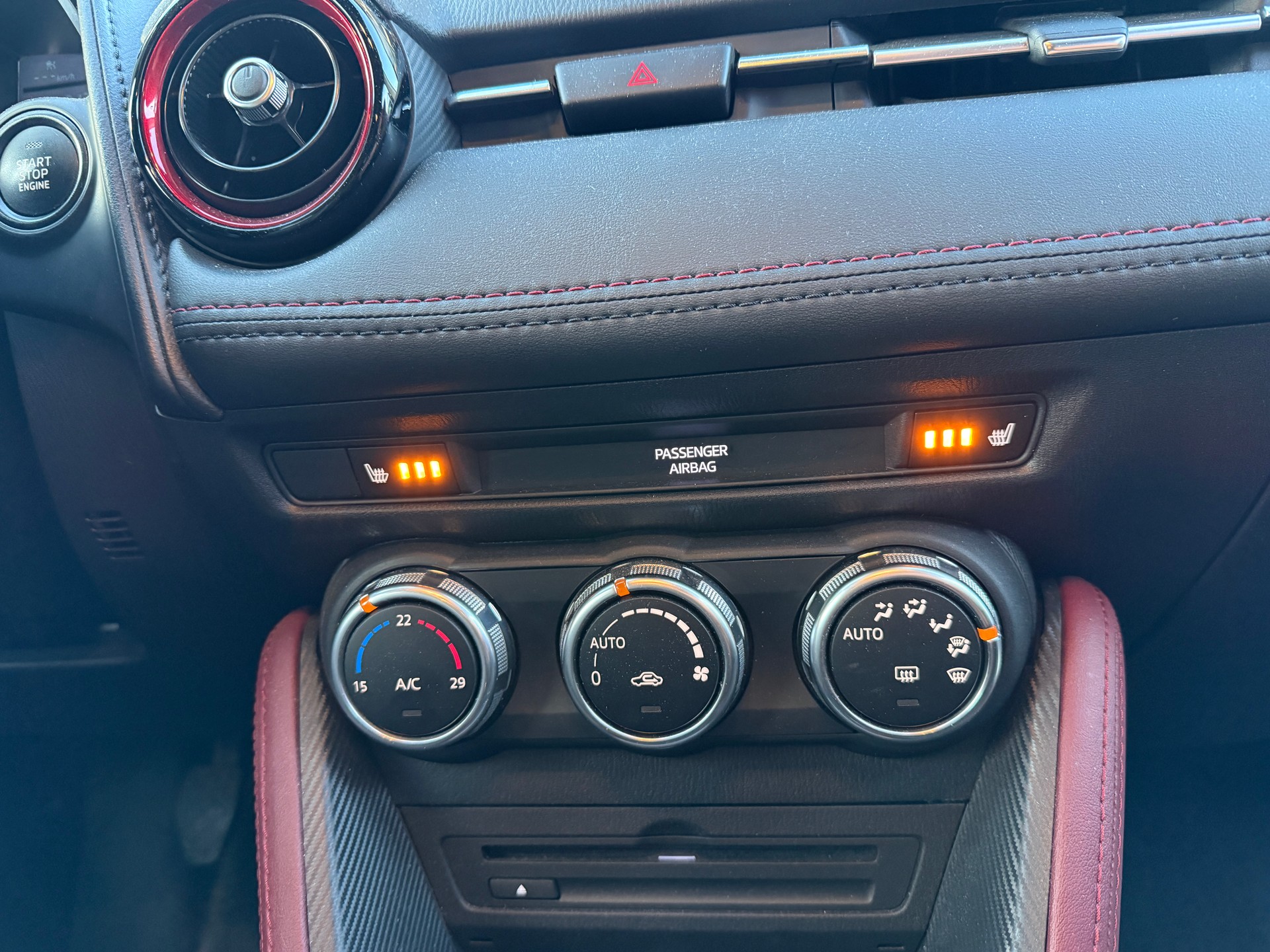 MAZDA CX-3 2.0 Revolution FWD-image-21