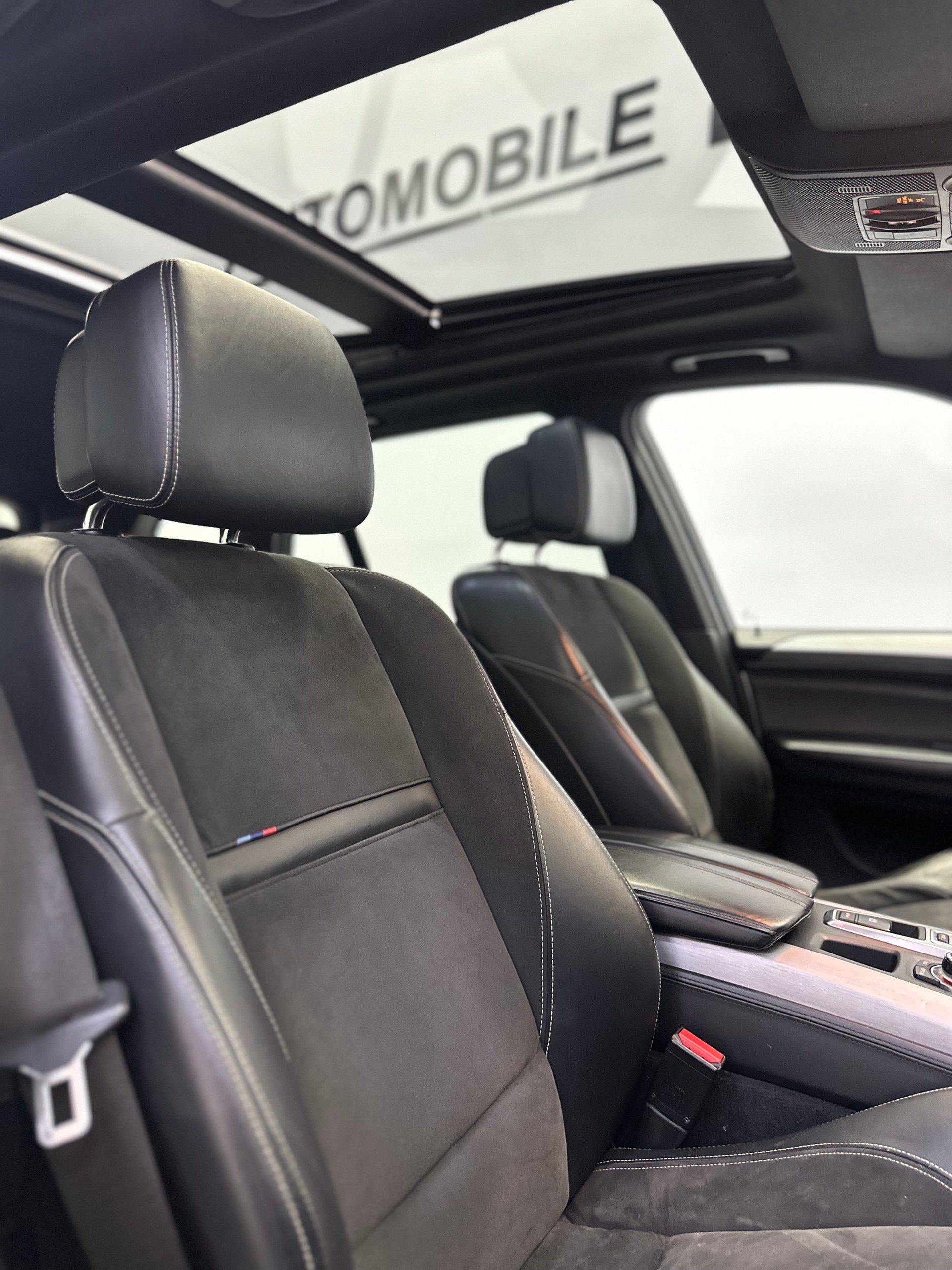 BMW X5 xDrive M50d Steptronic-image-14