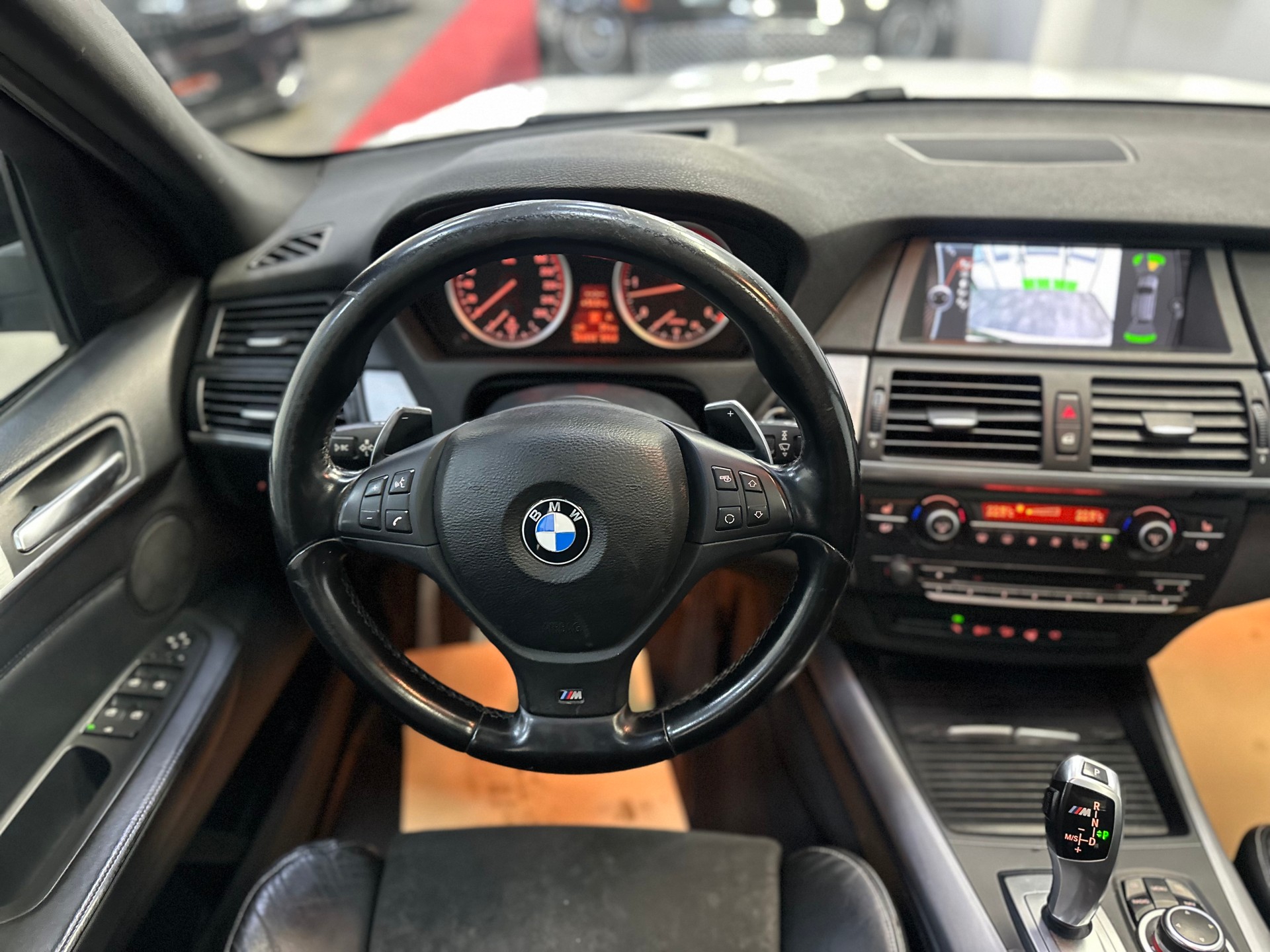 BMW X5 xDrive M50d Steptronic-image-13