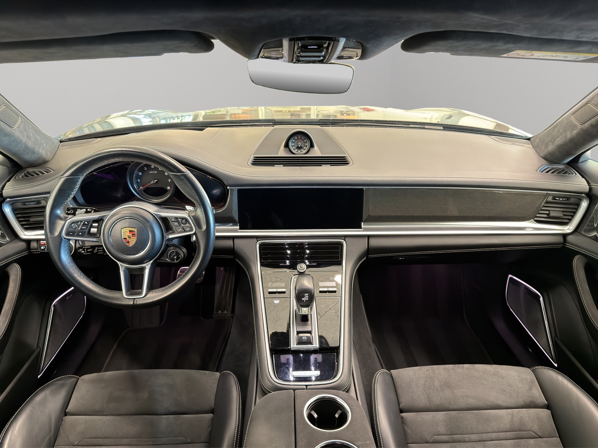 PORSCHE Panamera GTS PDK-image-17