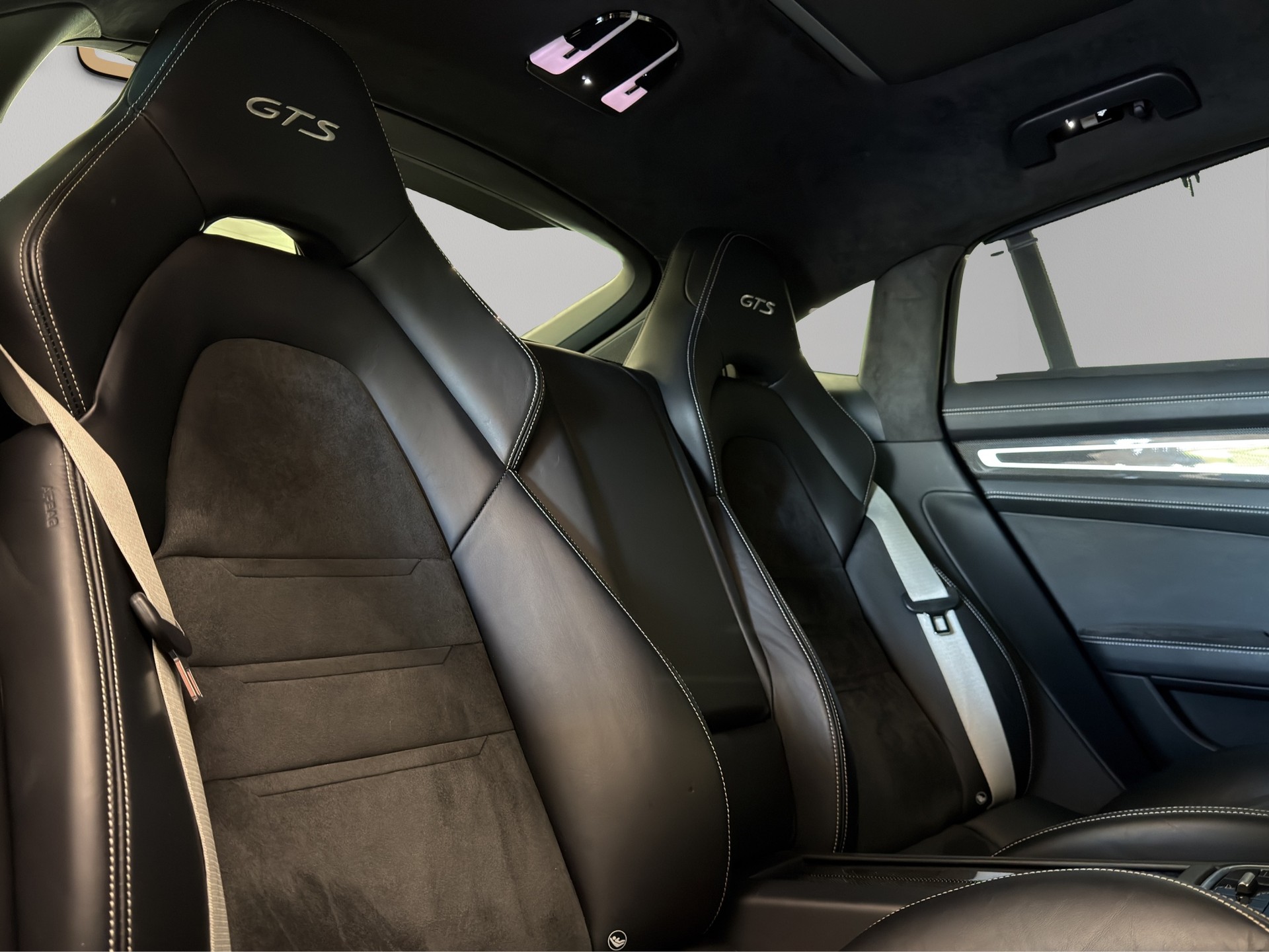 PORSCHE Panamera GTS PDK-image-16