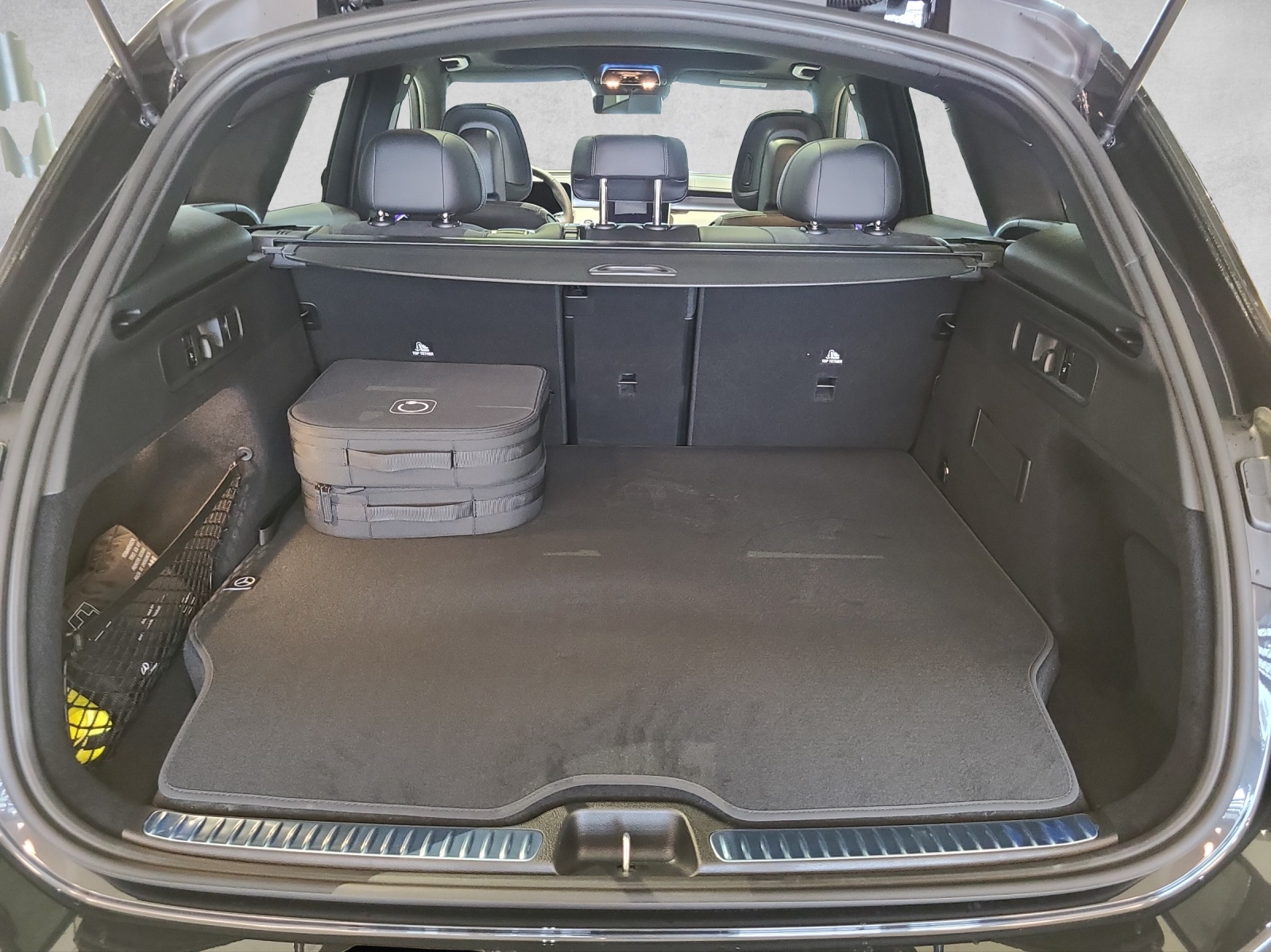 MERCEDES-BENZ GLC 300 e 4Matic 9G-Tronic-image-13