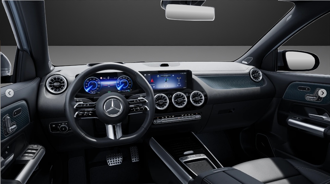 MERCEDES-BENZ EQA 350 66,5 kWh 4Matic Swiss Star-image-5