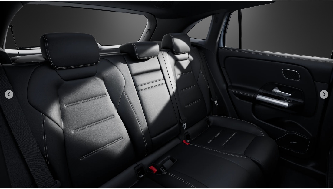 MERCEDES-BENZ EQA 350 66,5 kWh 4Matic Swiss Star-image-8