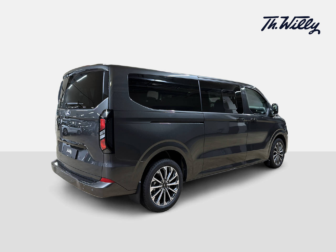 FORD Tourneo Custom 320 L2 2.0 EcoBlue 170 Titanium-image-4