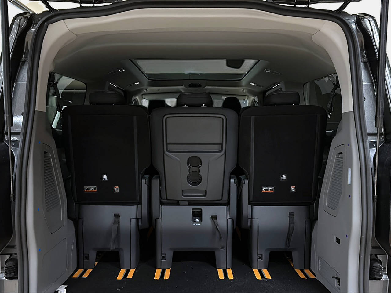 FORD Tourneo Custom 320 L2 2.0 EcoBlue 170 Titanium-image-11