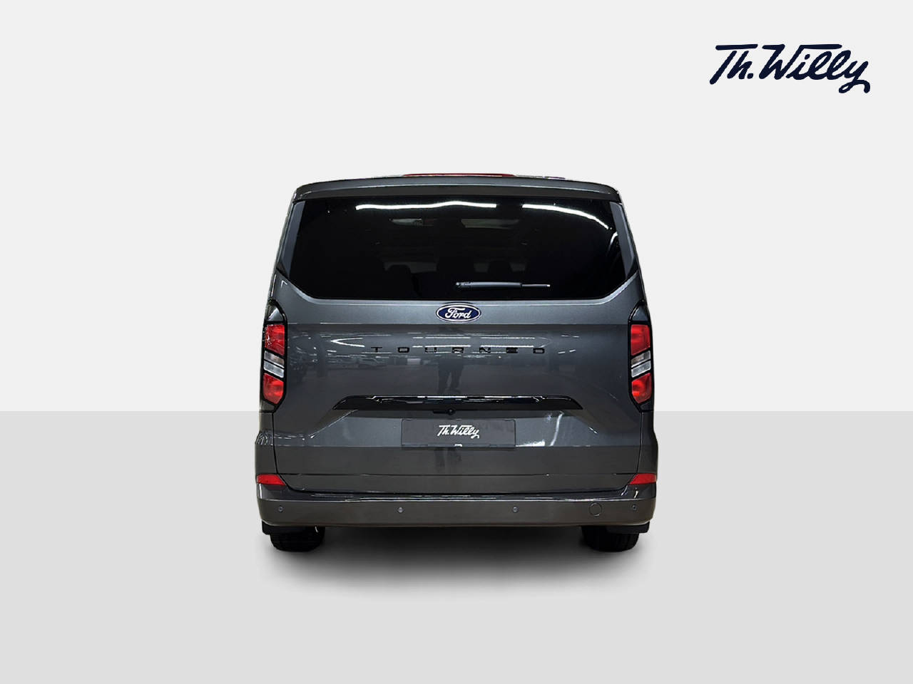 FORD Tourneo Custom 320 L2 2.0 EcoBlue 170 Titanium-showroom-element-3
