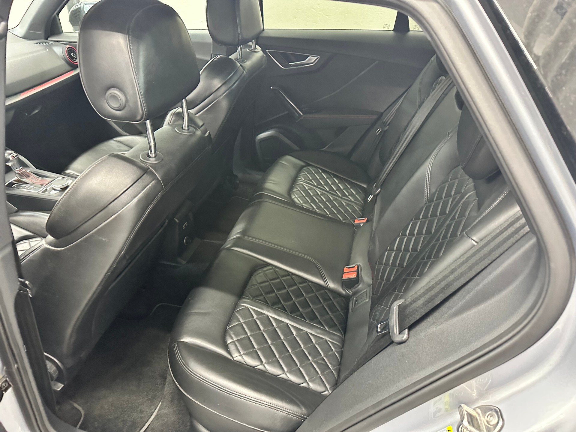 AUDI SQ2 TFSI quattro S-tronic-image-14