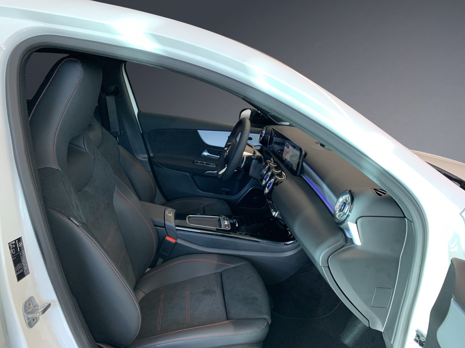 MERCEDES-BENZ A 200 Berline Compacte Night Star-image-7