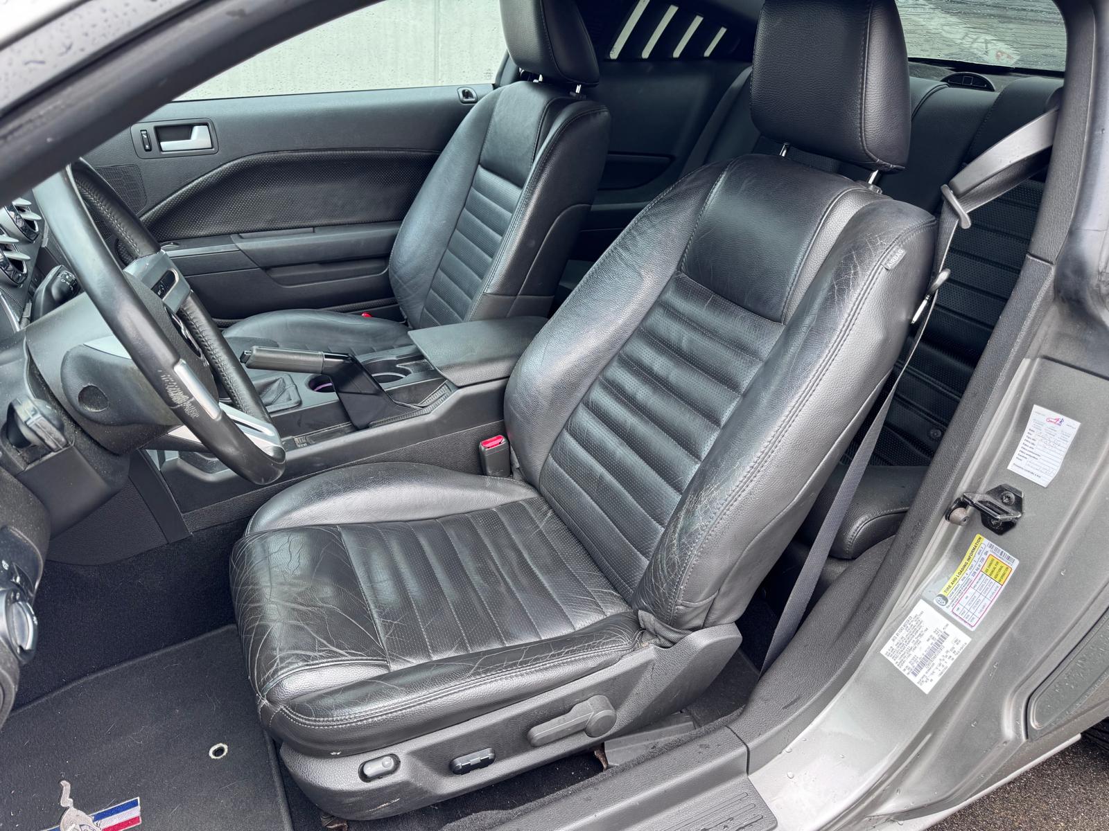 FORD Mustang 4.6 GT-image-8