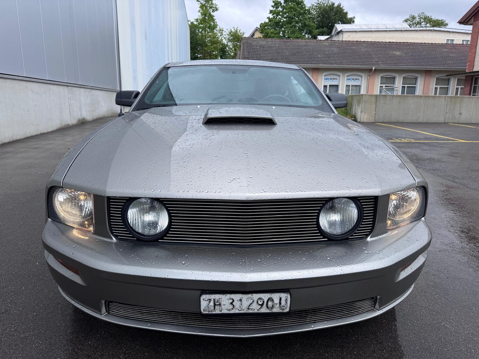 FORD Mustang 4.6 GT-image-2