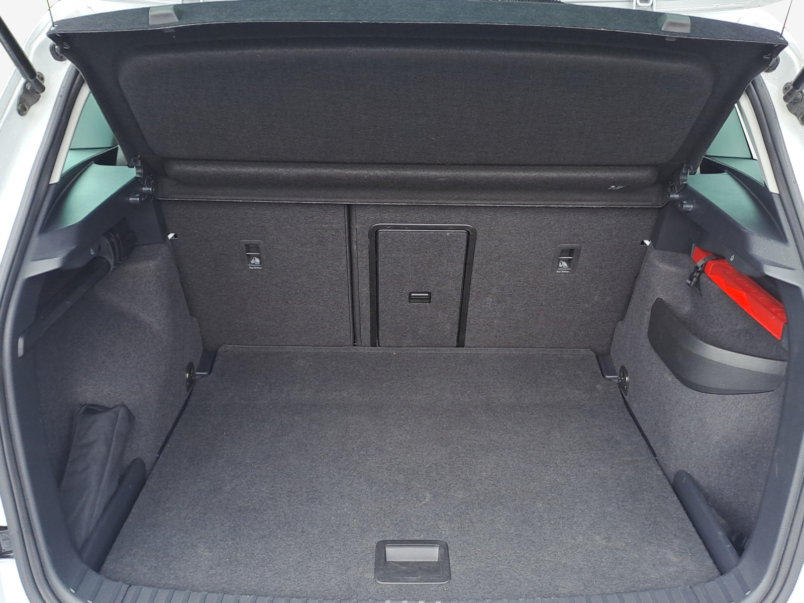 SKODA Karoq 2.0 TDI CR Selection 4x4 DSG-image-12