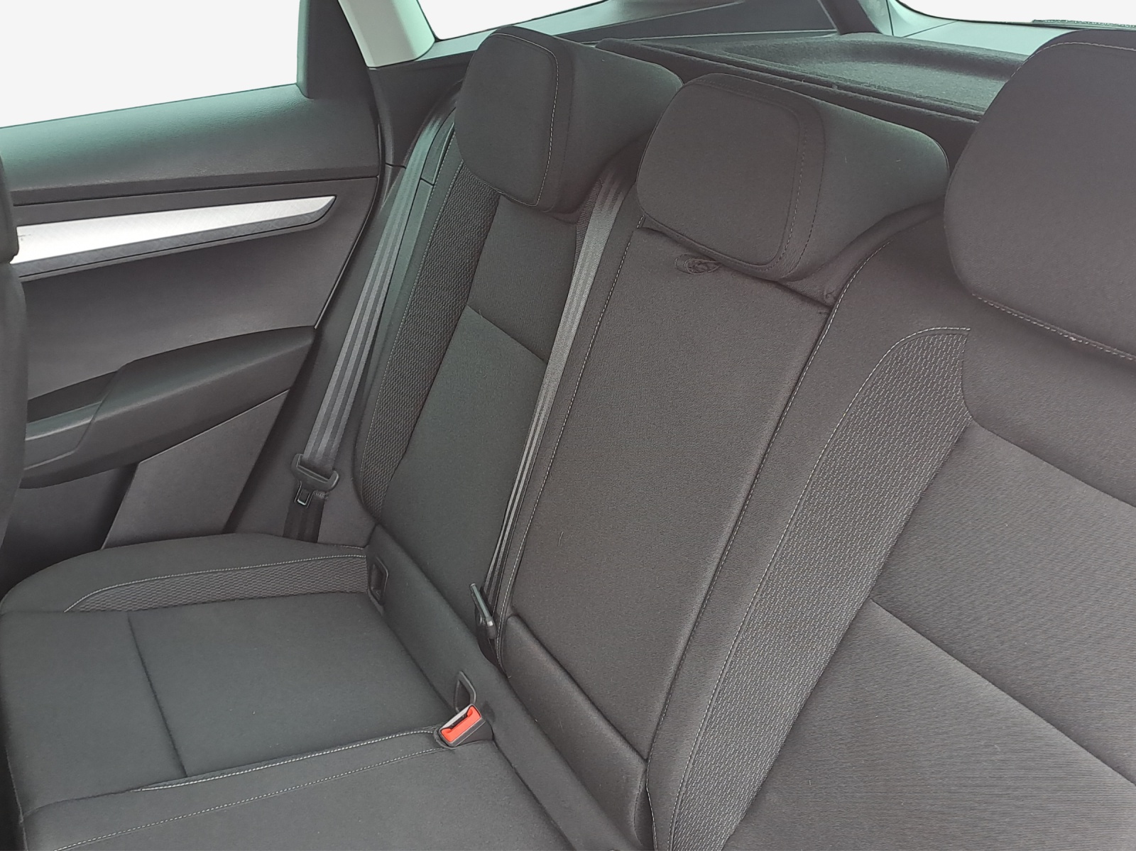 SKODA Karoq 2.0 TDI CR Selection 4x4 DSG-image-11