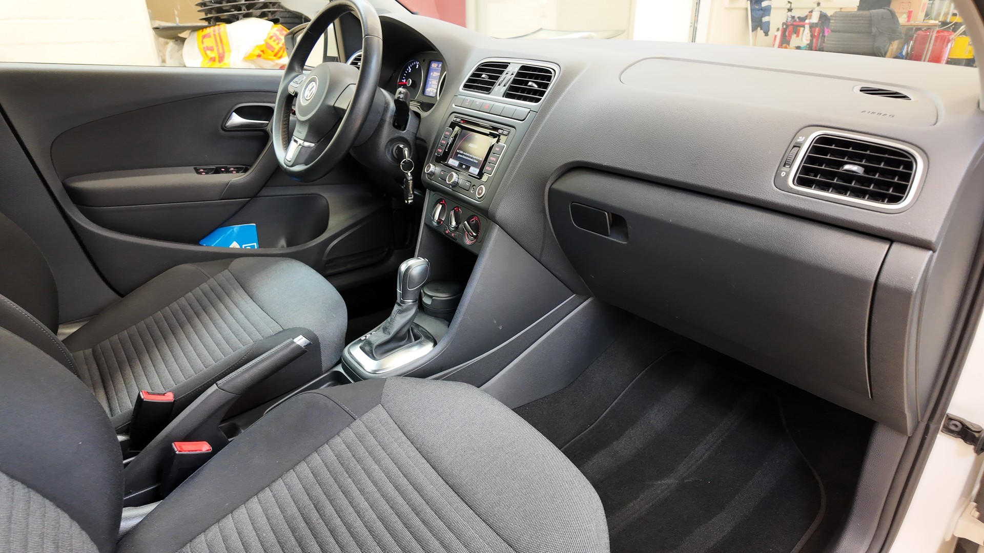VW Polo 1.6 TDI Comfortline DSG-image-10