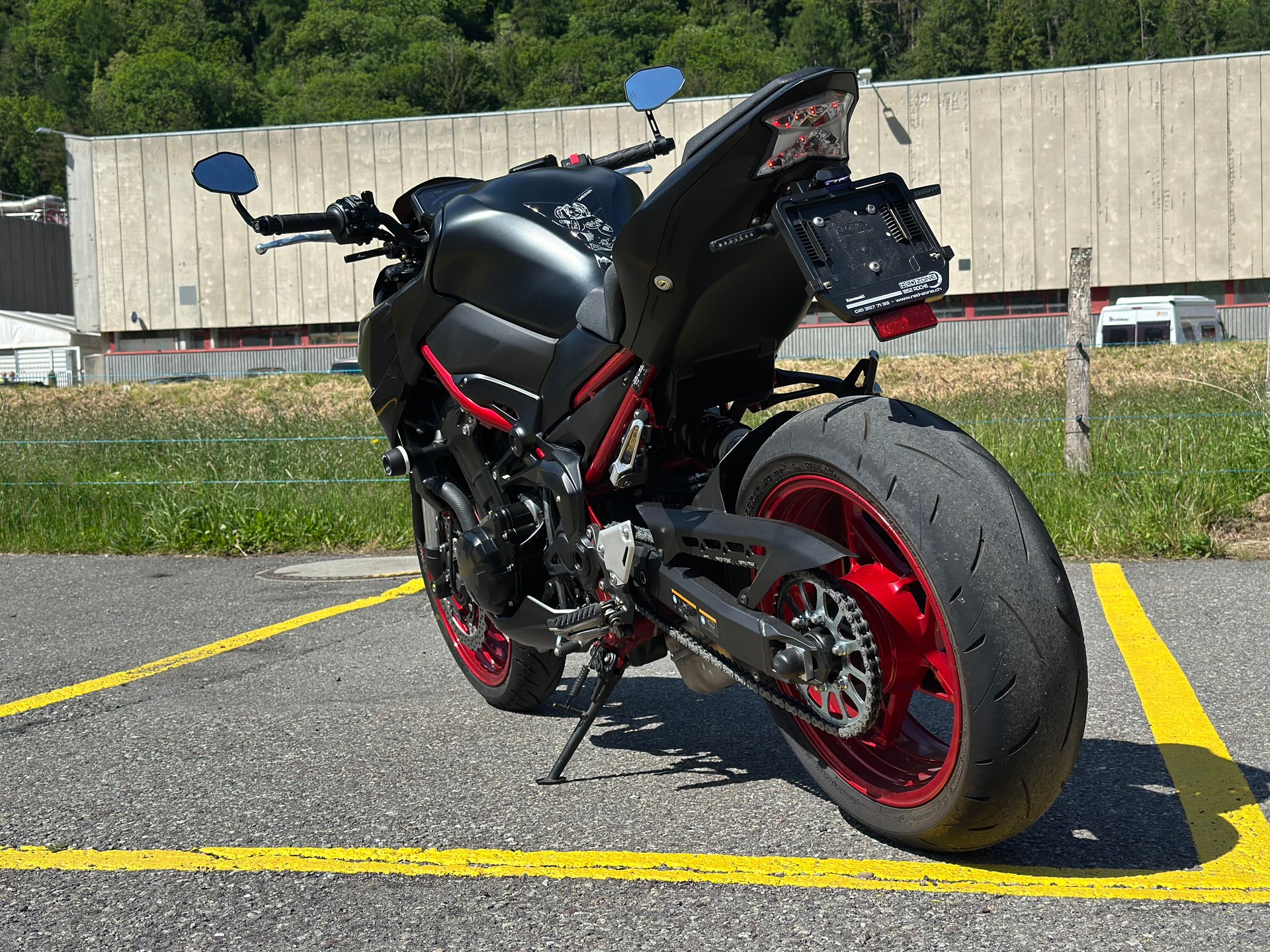 KAWASAKI Z 900-image-4