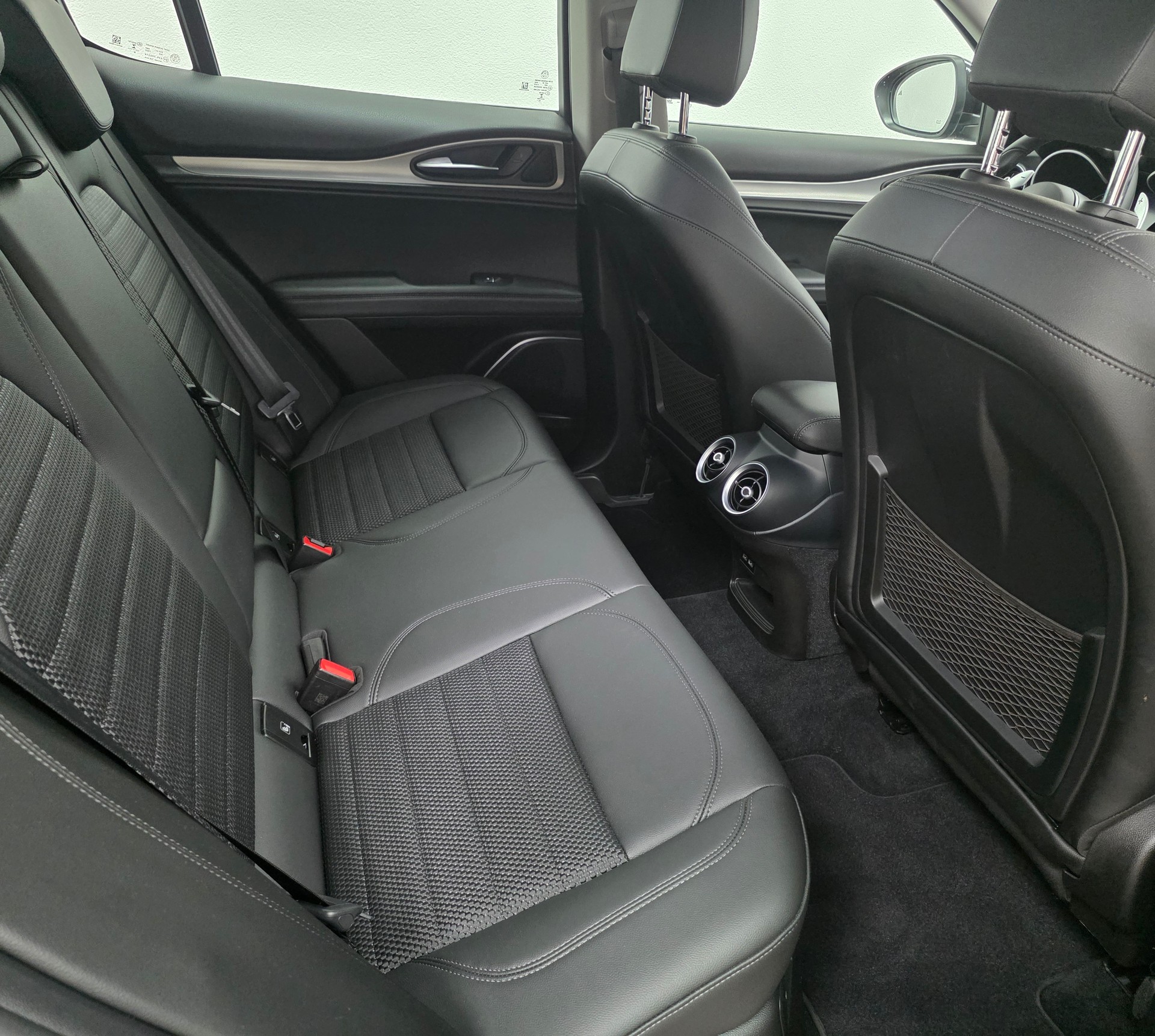 ALFA ROMEO Stelvio 2.0 Sprint Q4 Q4 Automatic-image-15