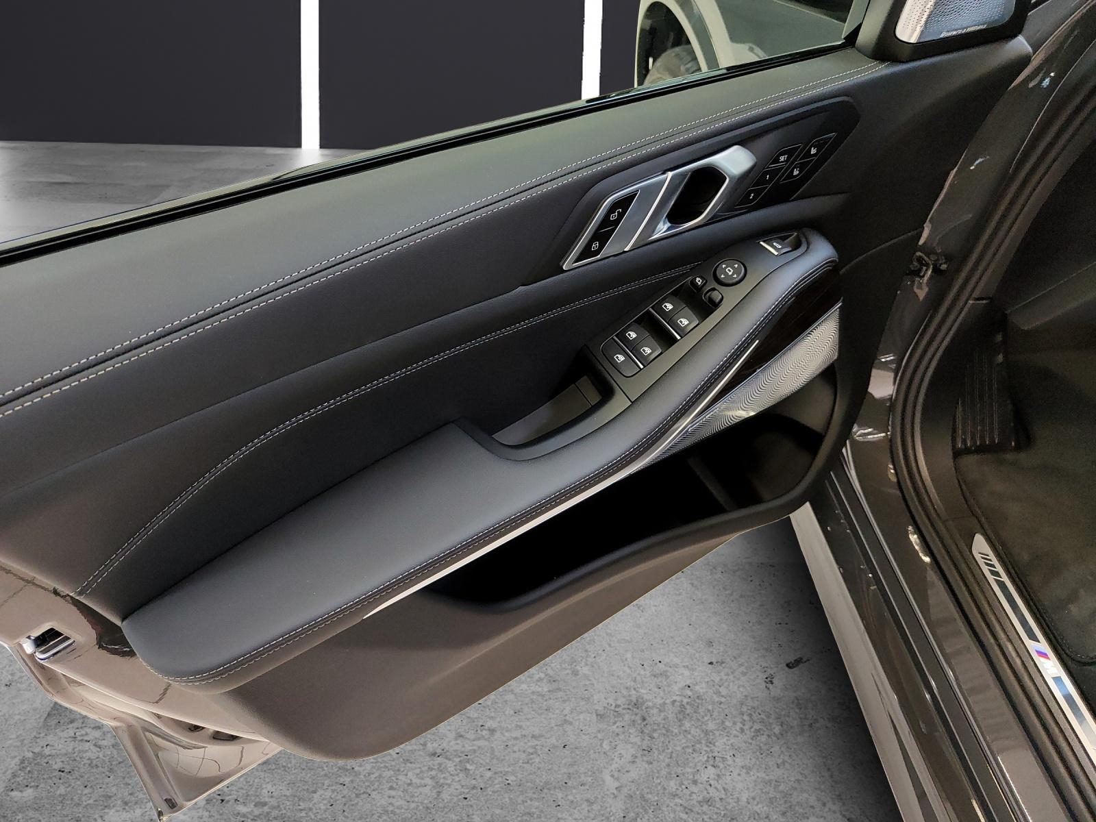BMW X5 40i xDrive SAG-image-14