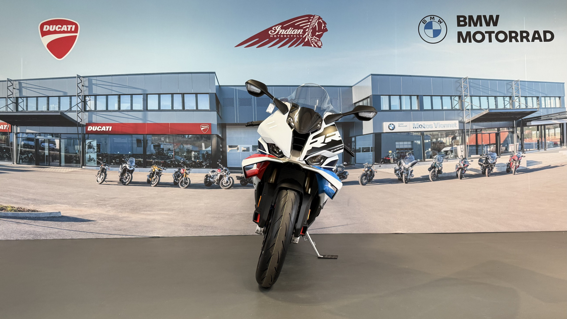 BMW S 1000 RR M Leasing à partir de 2.9%-showroom-element-1