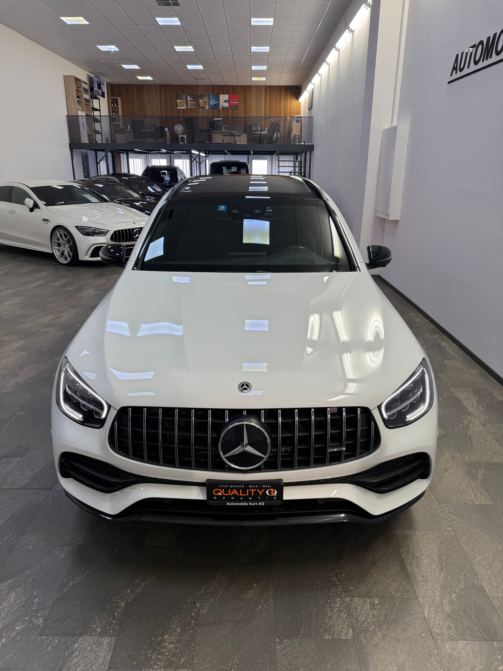 MERCEDES-BENZ GLC 220 d AMG Line 4Matic 9G-Tronic-image-5
